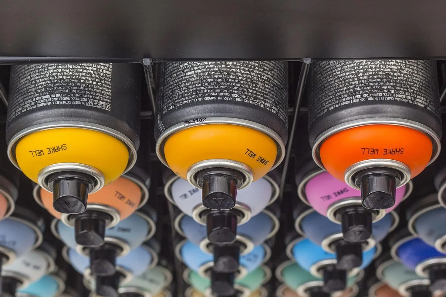 Montana Stojak na spraye regał STUDIO RACK 24 CANS czarny