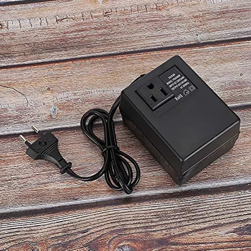 Transformator Mocy 300W Przetwornica Napięcia AC 220V do 110V Wtyczka EU Czarny 95x75x62mm