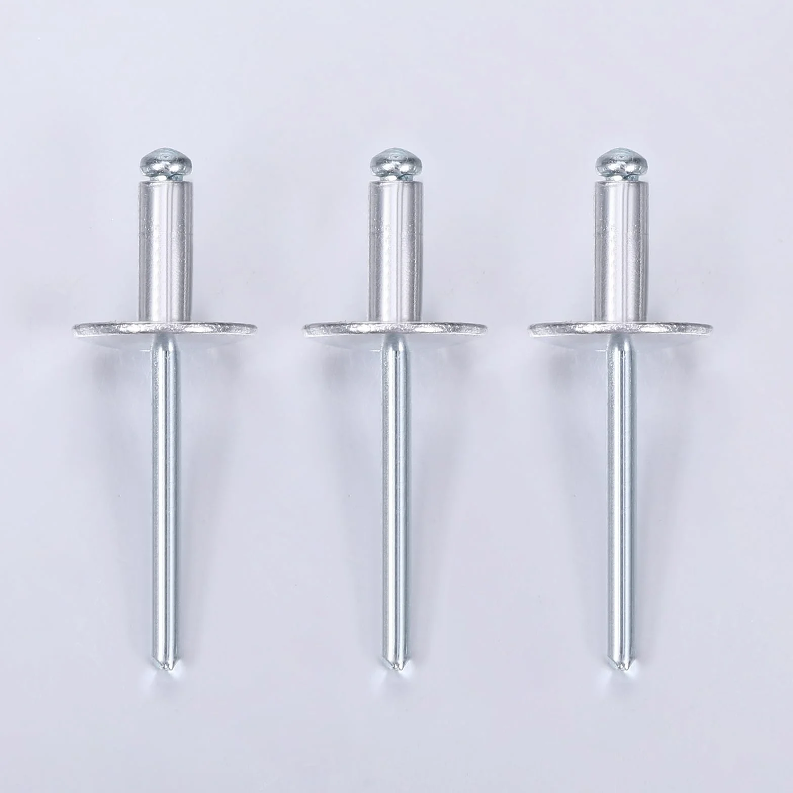 60 sztuk aluminiowych nitów zrywalnych, zestaw 4,8 x 20 x 16 mm (0,19 x 0,79 x 0,63 cala) z rdzeniem stalowym, nity zrywalne aluminiowe srebrne (4,8 mm x 12 mm)