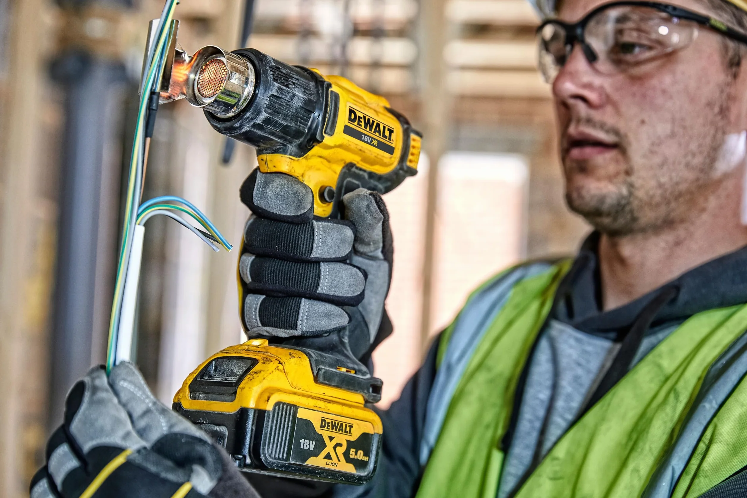 Opalarka 18V 290/530 C Wersja Body Karton DCE530N DeWalt