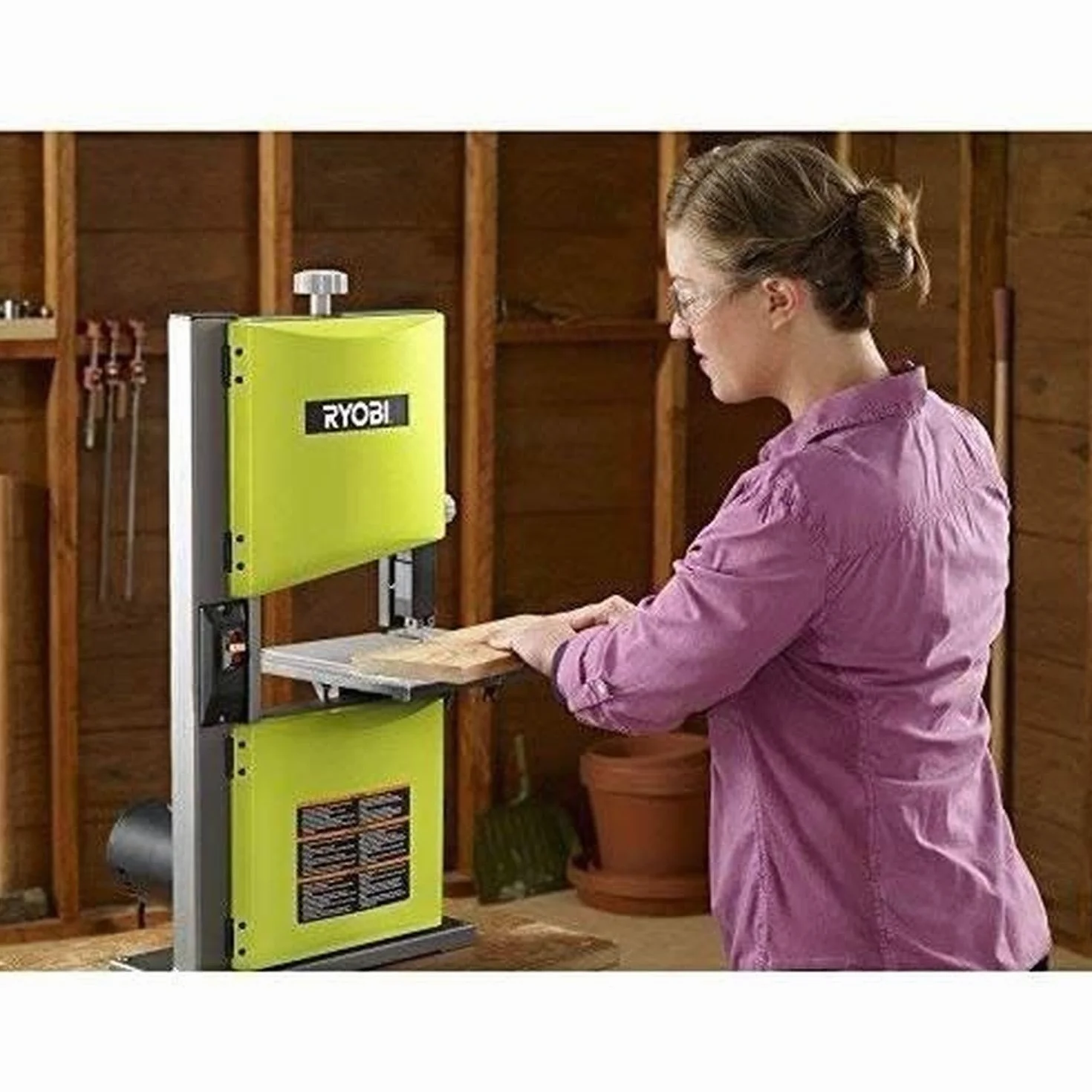 Ryobi Pilarka Taśmowa, RBS904, Moc Silnika 350W, Szerokość Przepustu 230 mm, Wysokość Cięcia 80 mm, w Zestawie Przedłużka Stolika, Popychacz, Klucze Imbusowe, Taśma Tnąca, Prowadnica do Cięć Pod Kątem
