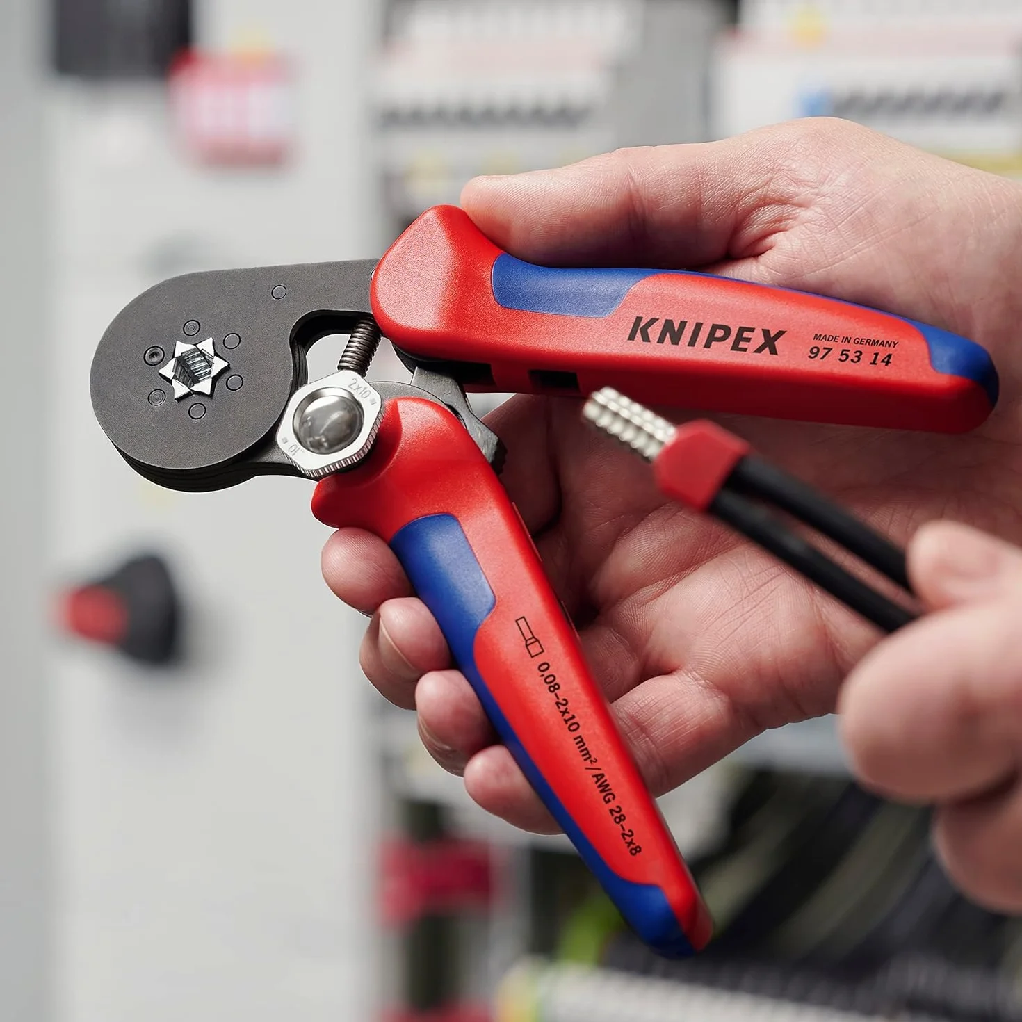 KNIPEX Samonastawne szczypce do zagniatania tulejek kablowych z ładowaniem bocznym z osłonkami wielokomponentowymi 180 mm, 97 53 14