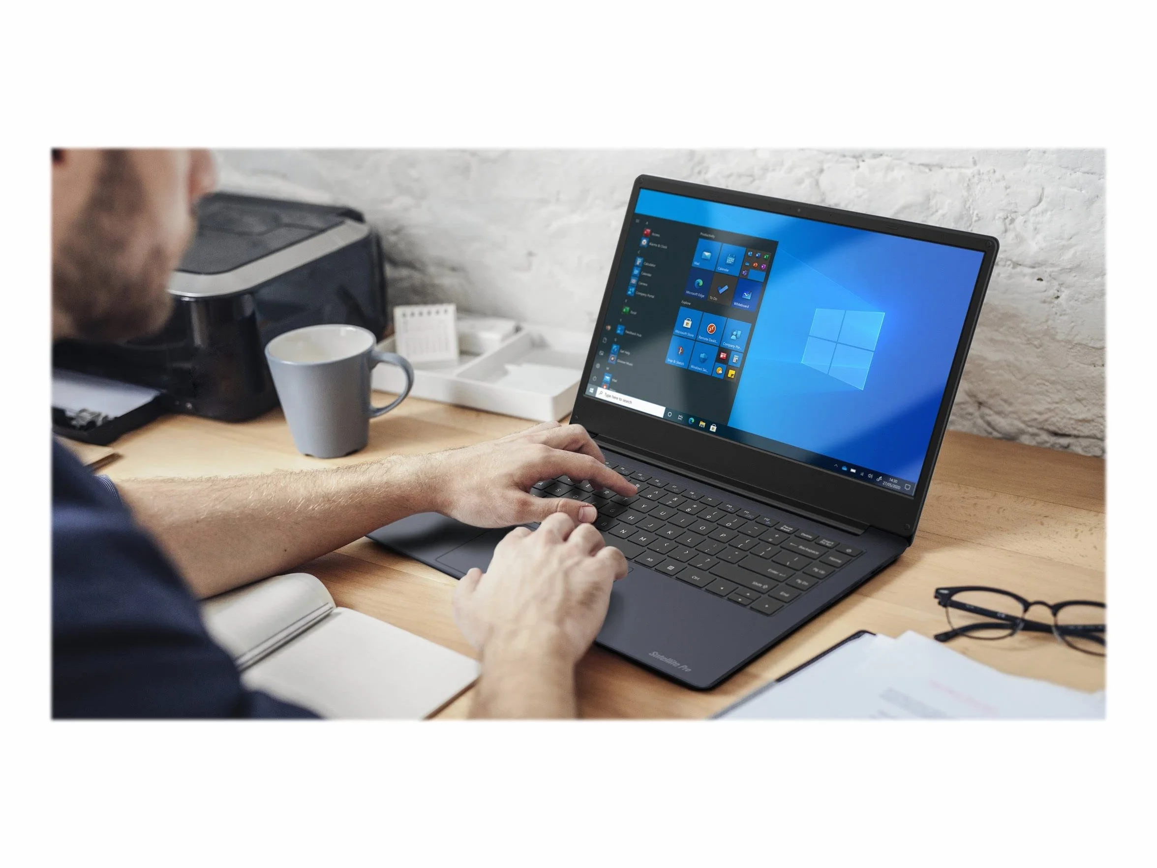 Toshiba Dynabook Satellite Pro C40-G-11G Laptop 14.0" FullHD Intel Core i5-10210U 8GB RAM 512GB SSD Windows 10 Pro Ciemny Niebieski