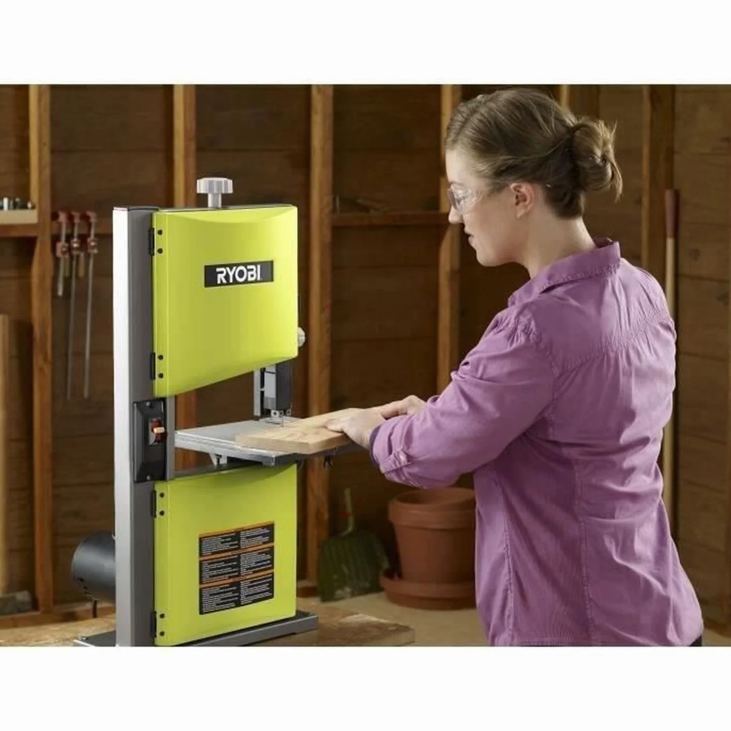 Ryobi Pilarka Taśmowa, RBS904, Moc Silnika 350W, Szerokość Przepustu 230 mm, Wysokość Cięcia 80 mm, w Zestawie Przedłużka Stolika, Popychacz, Klucze Imbusowe, Taśma Tnąca, Prowadnica do Cięć Pod Kątem