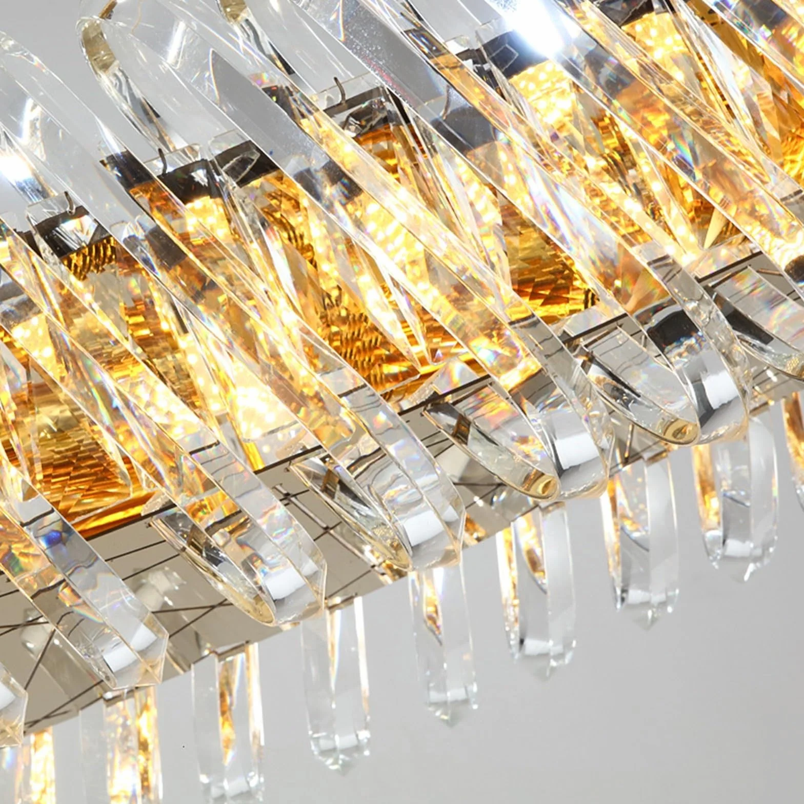 Nordycka luksusowa okrągła lampa sufitowa z kryształowym żyrandolem LED, kreatywna lampa wisząca do salonu i jadalni w willach, stylowa (białe światło 6000 K, średnica 80 x 22 cm)