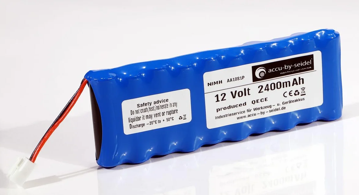 Zestaw akumulatorów odpowiedni do sterowania roletami NiMH AA 12 V / 2400 mAh identyczny z akumulatorem ROTO ZEL 12 V/2,4 Ah WDT-S RT2 SF G2 / G3 / G4