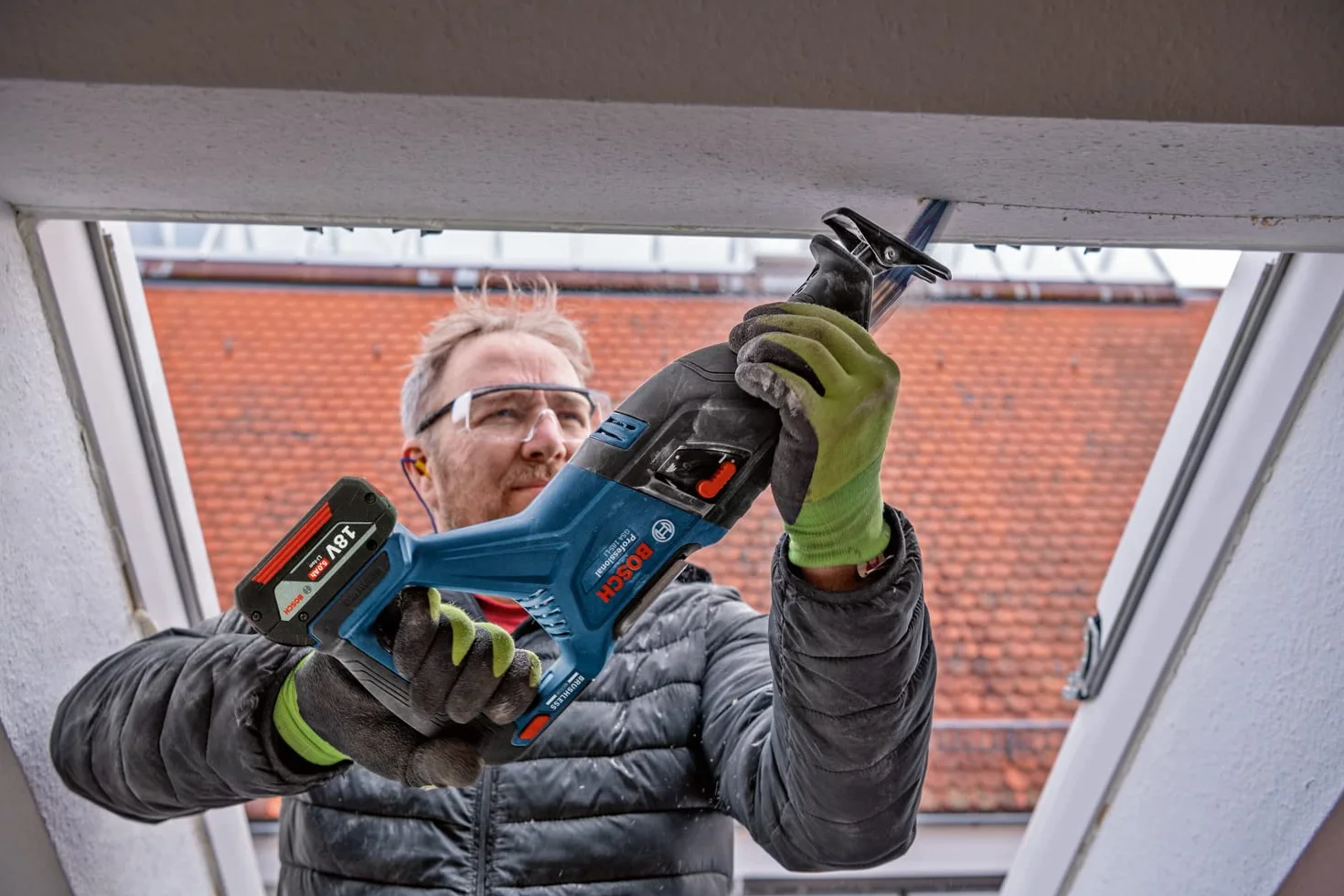 Bosch Professional Gsa 18V-28 (Solo; L) Piła Szablasta, Czarny/Niebieski, ‎20 x 20 x 20 cm; 6,05 kg