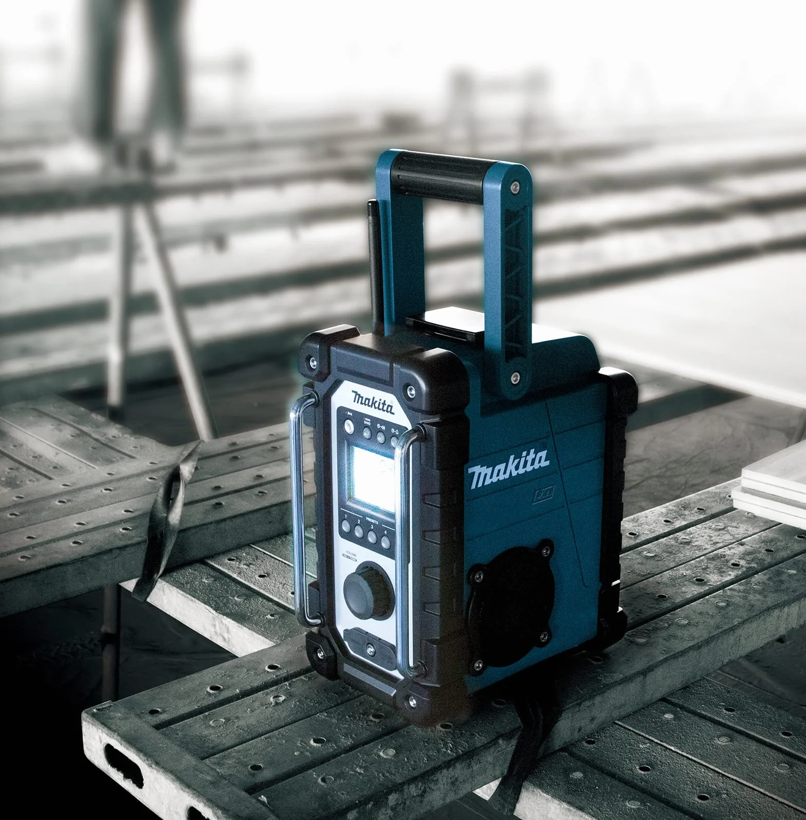 MAKITA Radio budowlane od 14,4V do 18V (tylko produkt) - DMR116