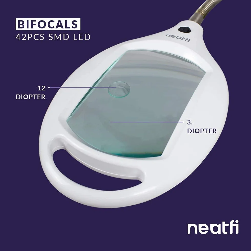 Neatfi Lampa podłogowa Elite HD Bifocal Super LED, soczewki o powiększeniu 3/12 dioptrii, temperatura barwowa 6500K, 42 diody LED SMD, regulowany szyjowy przegub, wysokość dostosowalna (biała)