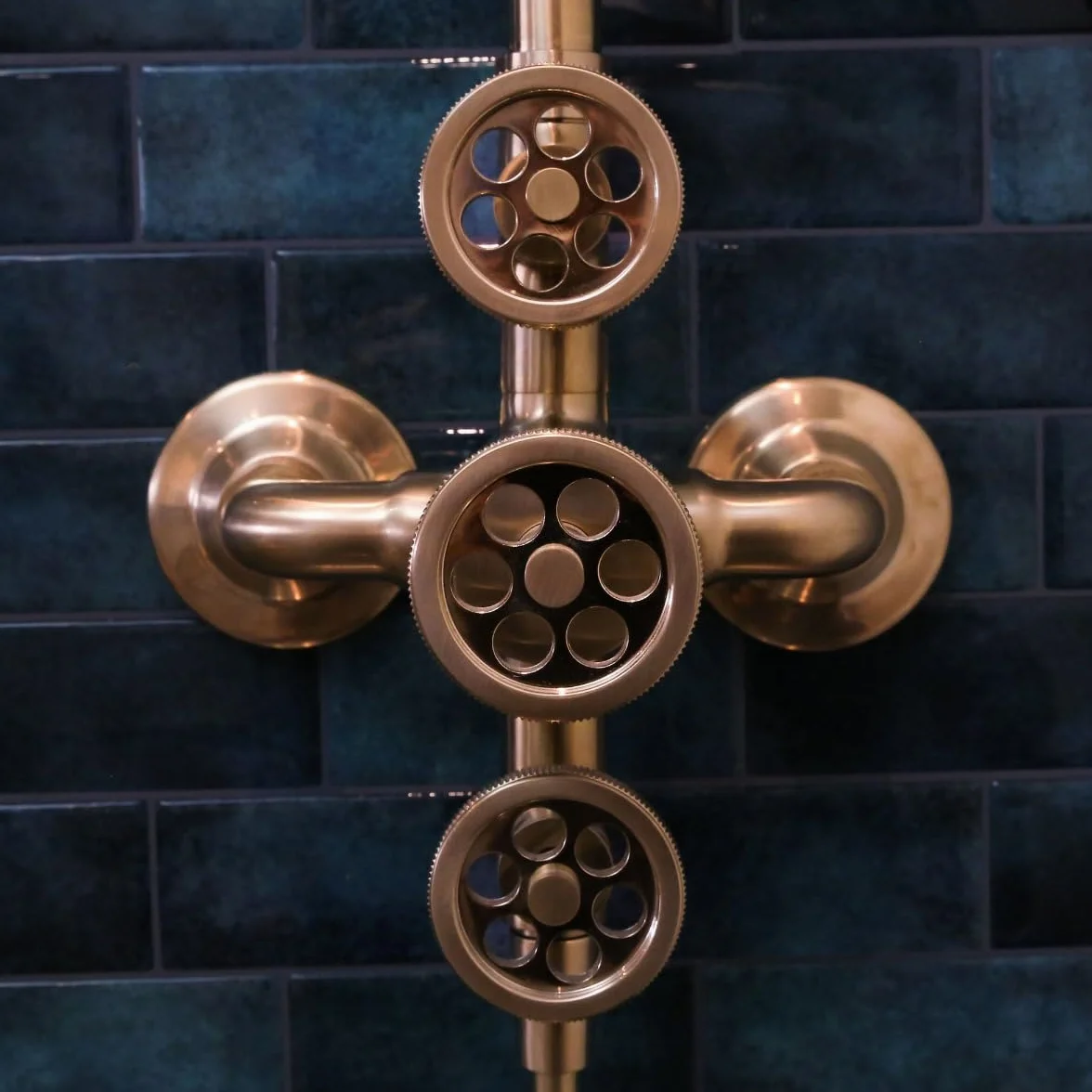 Essebagno 9024556 termostatyczna kolumna prysznicowa miedziana