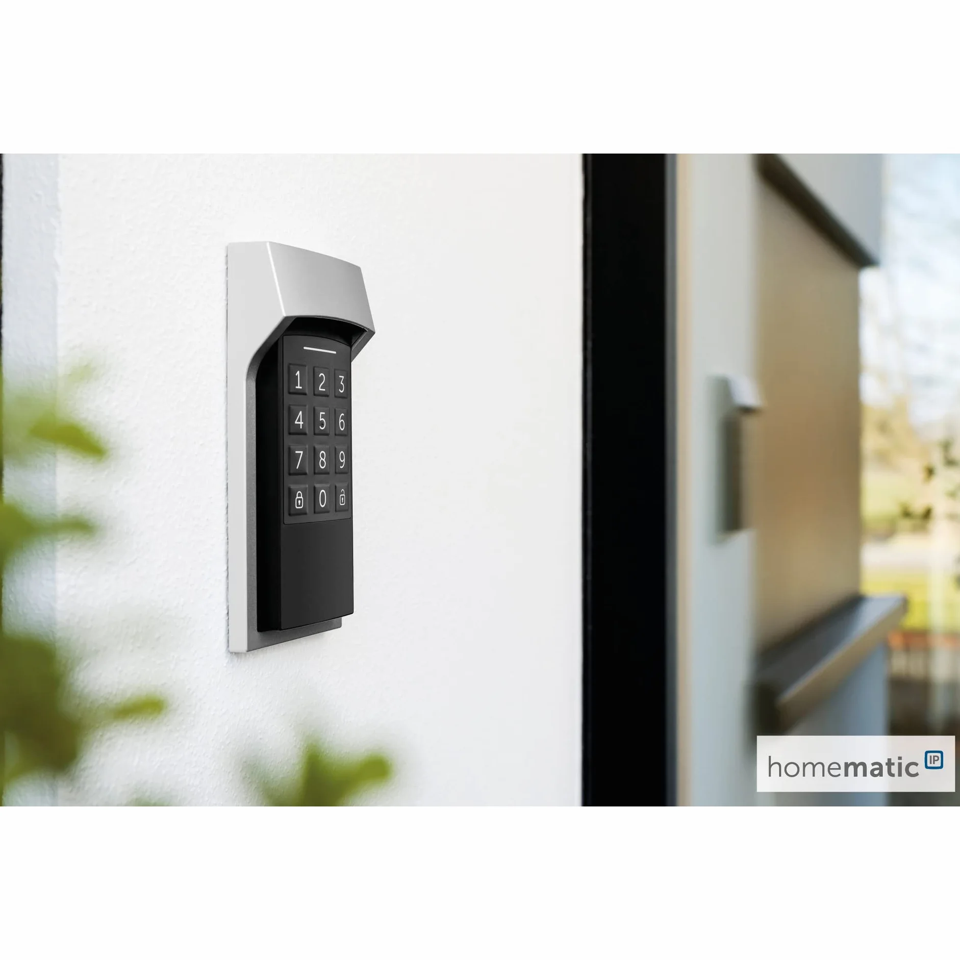 Homematic IP Smart Home Keypad, zamek szyfrowy do drzwi wejściowych z funkcją aplikacji, otwieranie i zamykanie za pomocą kodu numerycznego, rozszerzenie do napędu zamka drzwi Homematic IP 156424A0