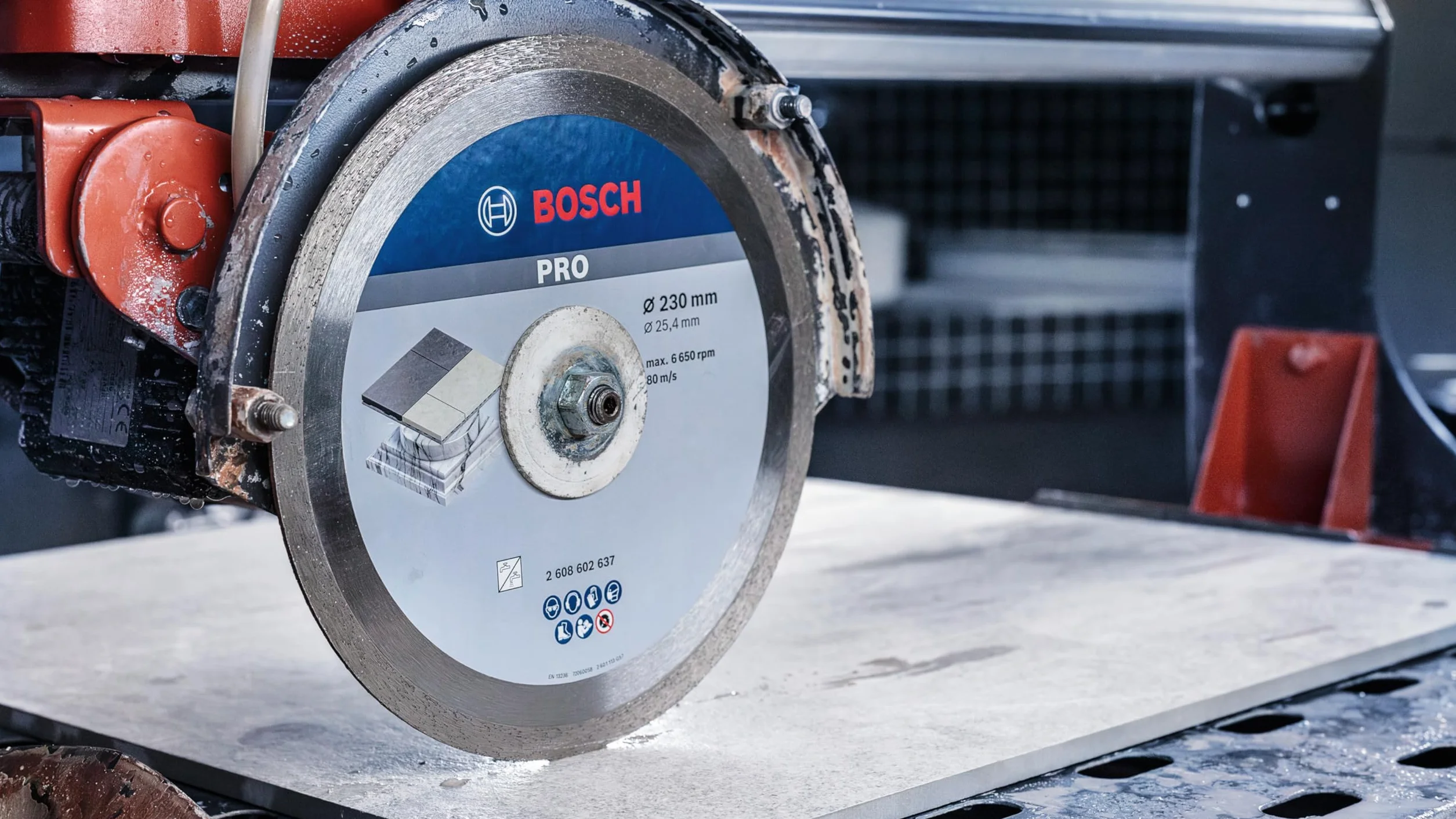 Bosch 1x Diamentowe tarcze tnące PRO Ceramic do przecinarek do płytek z otworem 25,4 mm (do Płytki, Twarde płytki, Ø 200 mm, Professional Akcesoria Pilarka stołowa)
