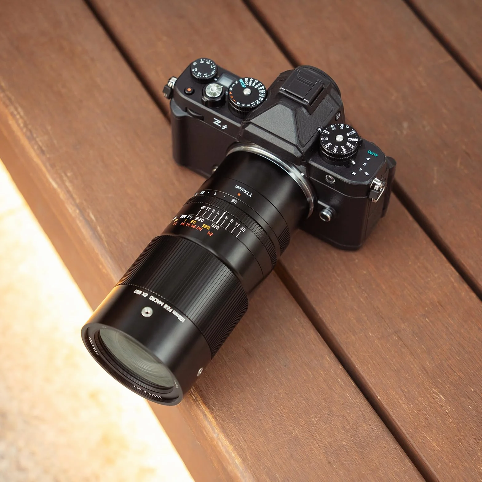 TTARTISAN Obiektyw aparatu 100 mm F2.8 makro 2X do montażu Canon EF pełnoklatkowy, ręczny obiektyw ustawiania ostrości do fotografii miniaturowej