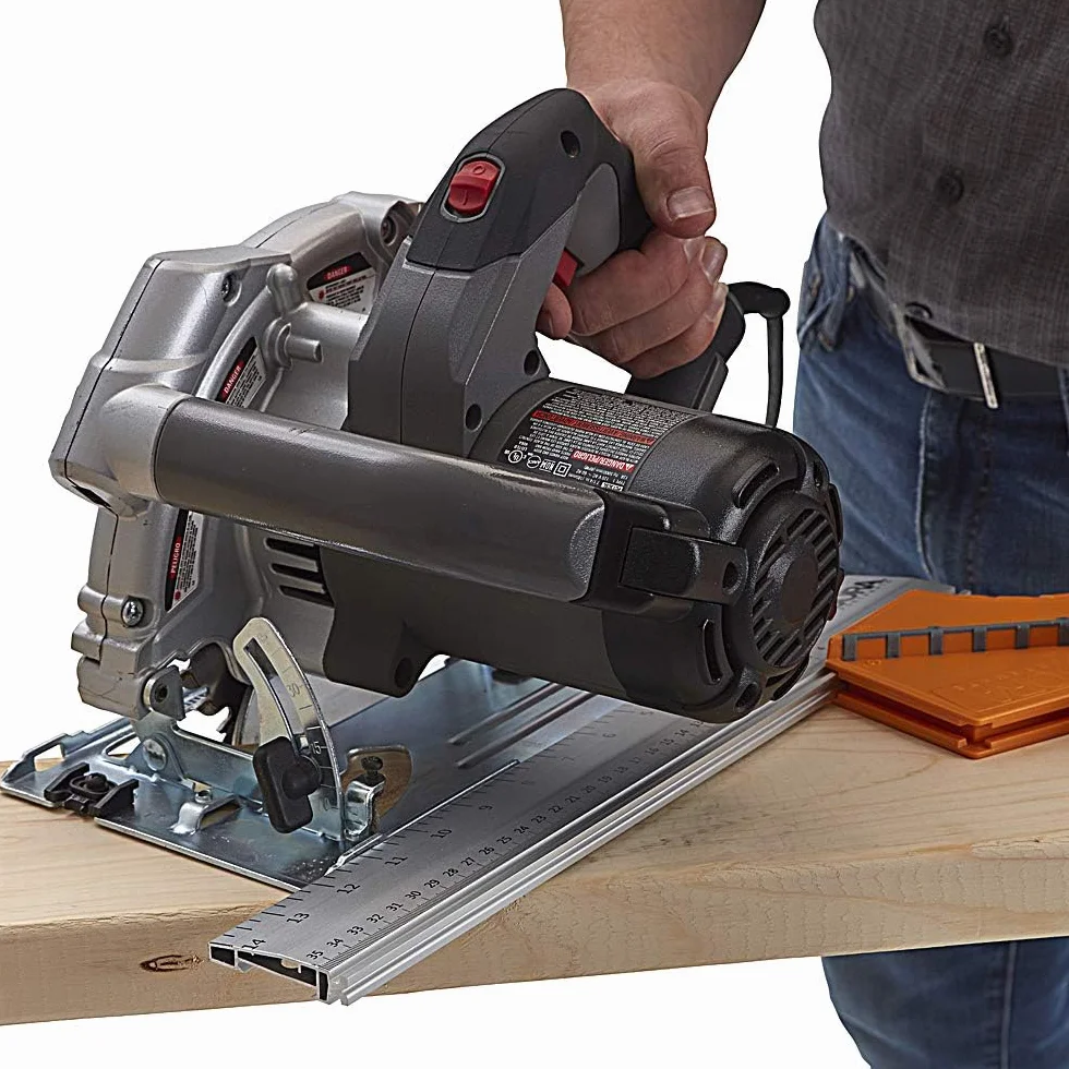 Bora QuickCut 530416 prowadnica piły tarczowej z szyną i wspomaganiem kąta; narzędzie do obróbki drewna All-in-One