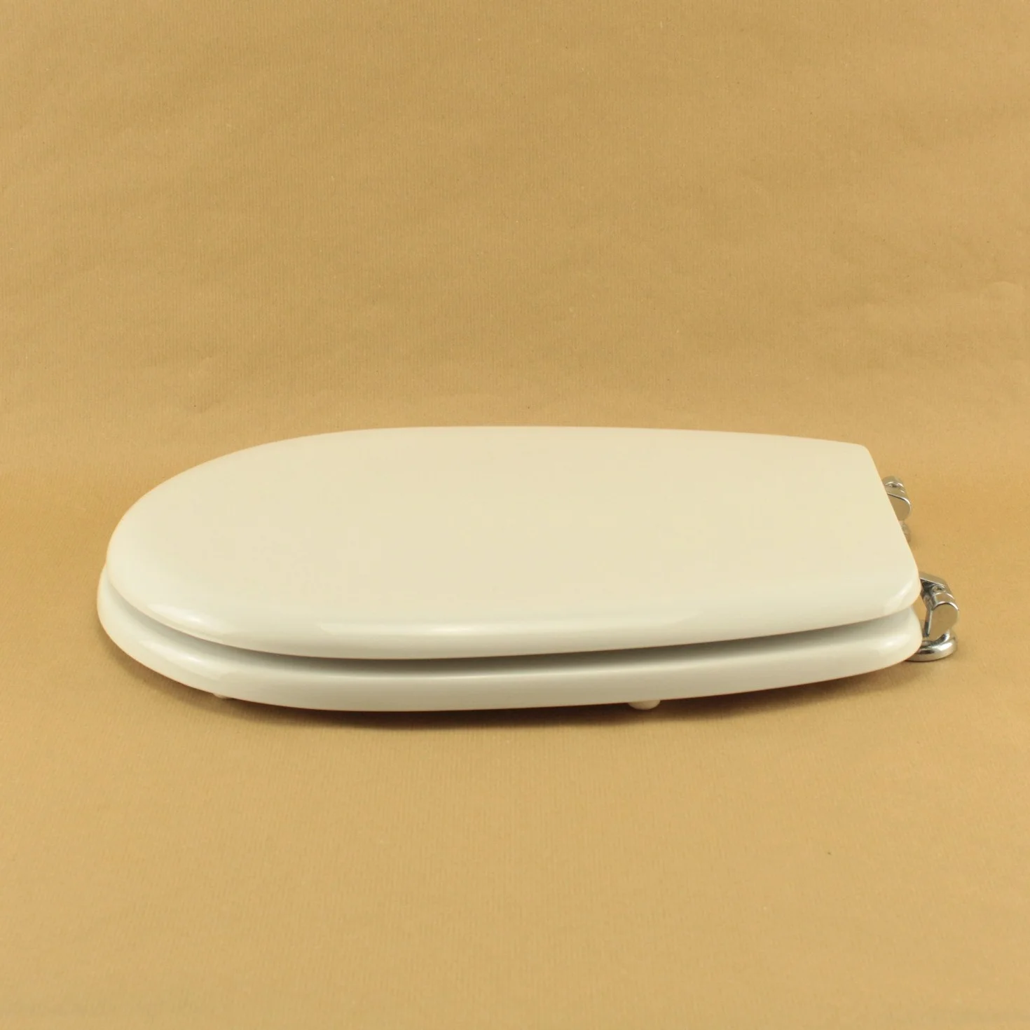 Deska sedesowa Ideal Standard LIUTO BIANCO I.S. Zawias chromowany - deska sedesowa