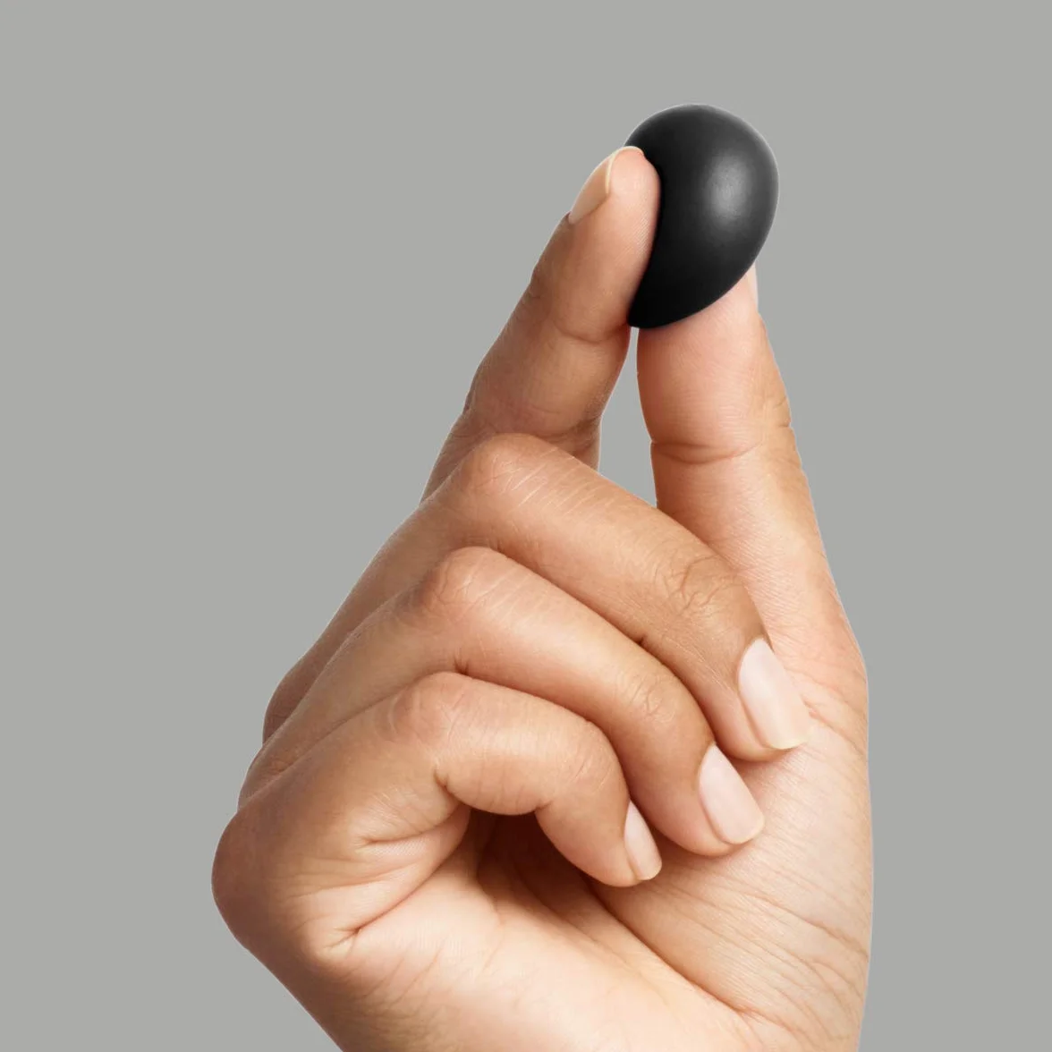 tesa® Sugru uniwersalny klej formowalny – wszechstronna silikonowa guma do napraw, klejenia i mocowania bez wiercenia – ośmiopak, 8 x 3,5 g, kolor: czarny, biały, zielony, brązowy & szary