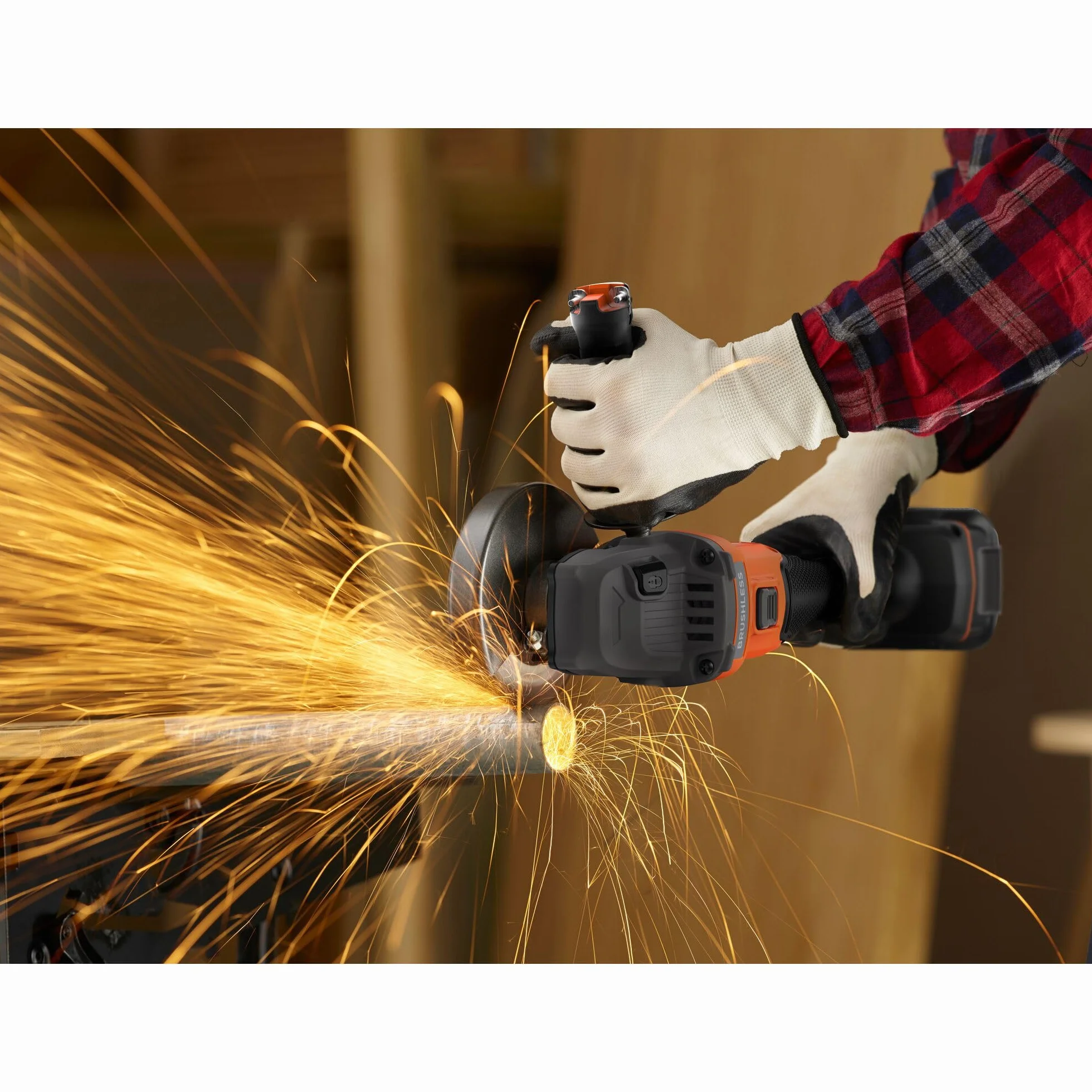 BLACK+DECKER Bezszczotkowa szlifierka akumulatorowa 18 V, 115 cm, goła, BCG6L8N-XJ