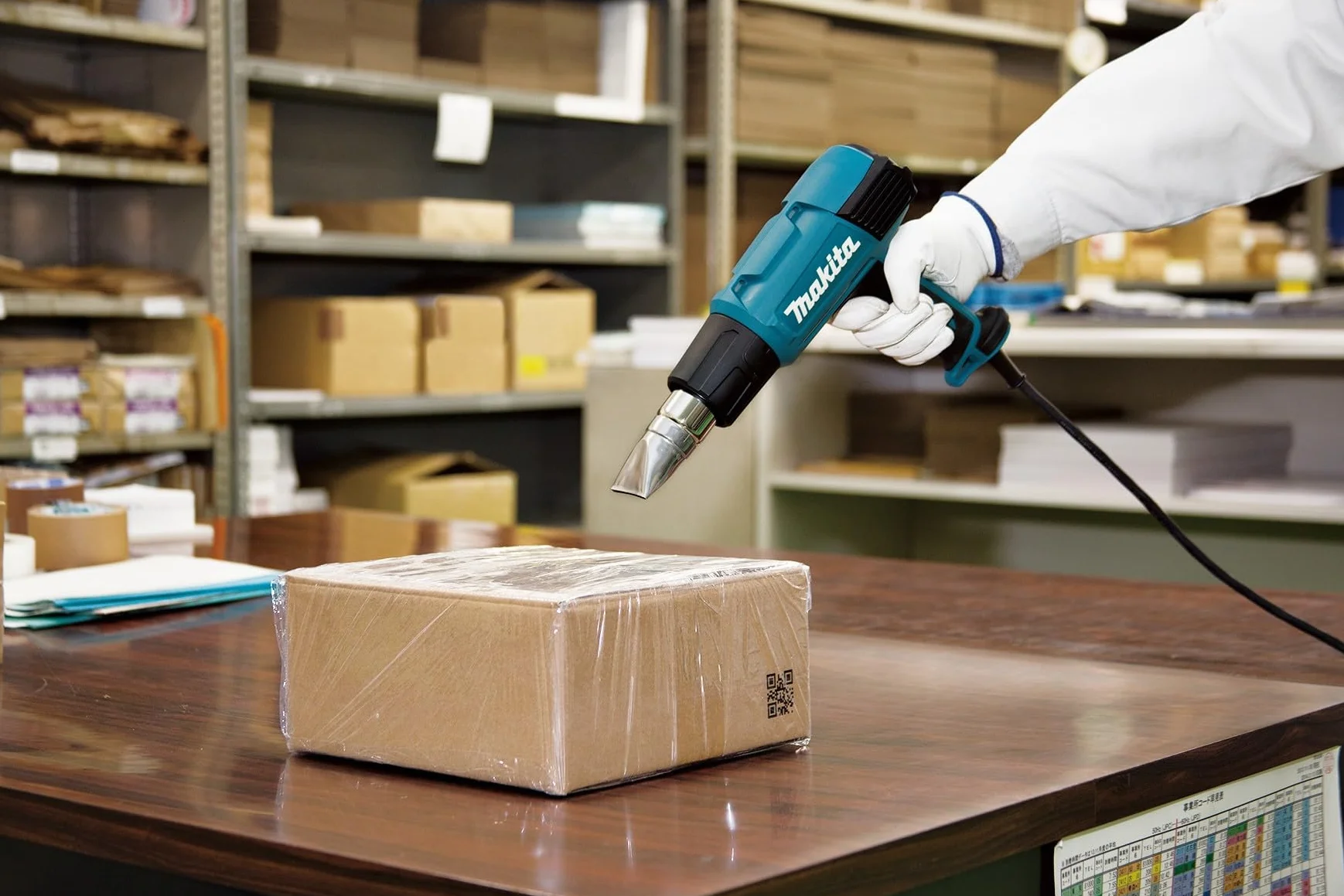 Makita HG6031VK Dmuchawa na Gorące Powietrze Zestaw 1800 w