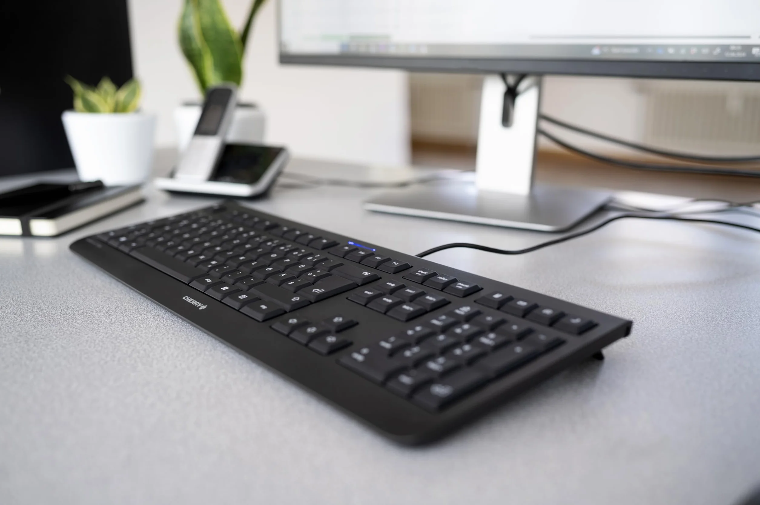 CHERRY KC 1000 Klawiatura Przewodowa EU QWERTY USB Czarny