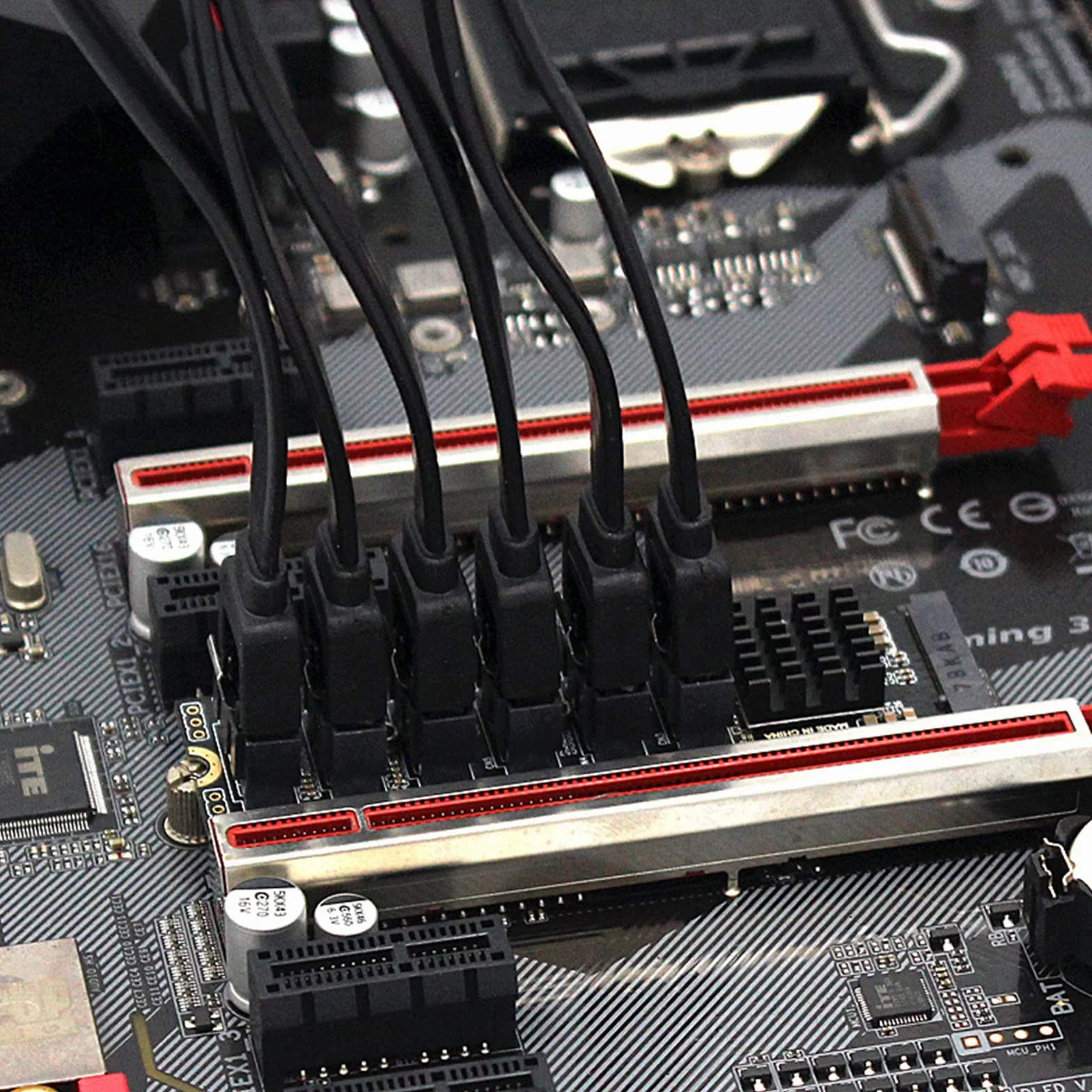 WANGCL Adapter NVMe do SATA M.2 6Port z aluminiowym radiatorem obsługujący PM