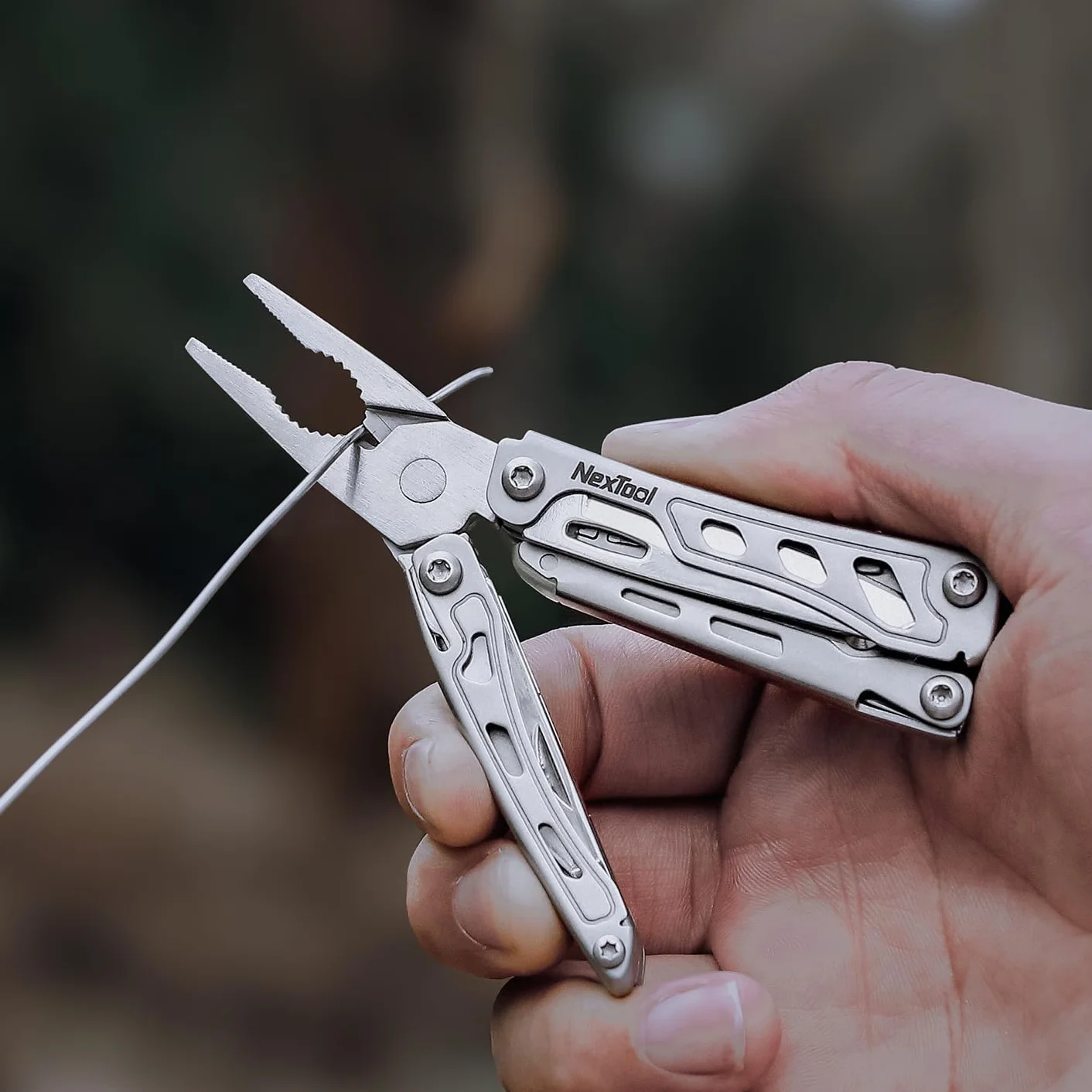 NexTool Multitool F12 Mini Flagship narzędzie wielofunkcyjne 13 w 1, narzędzie wielofunkcyjne do breloczków z nożyczkami ząbkowanymi, pilnikiem, blokadą bezpieczeństwa, ulepszona stal 80CrMoV14 do EDC