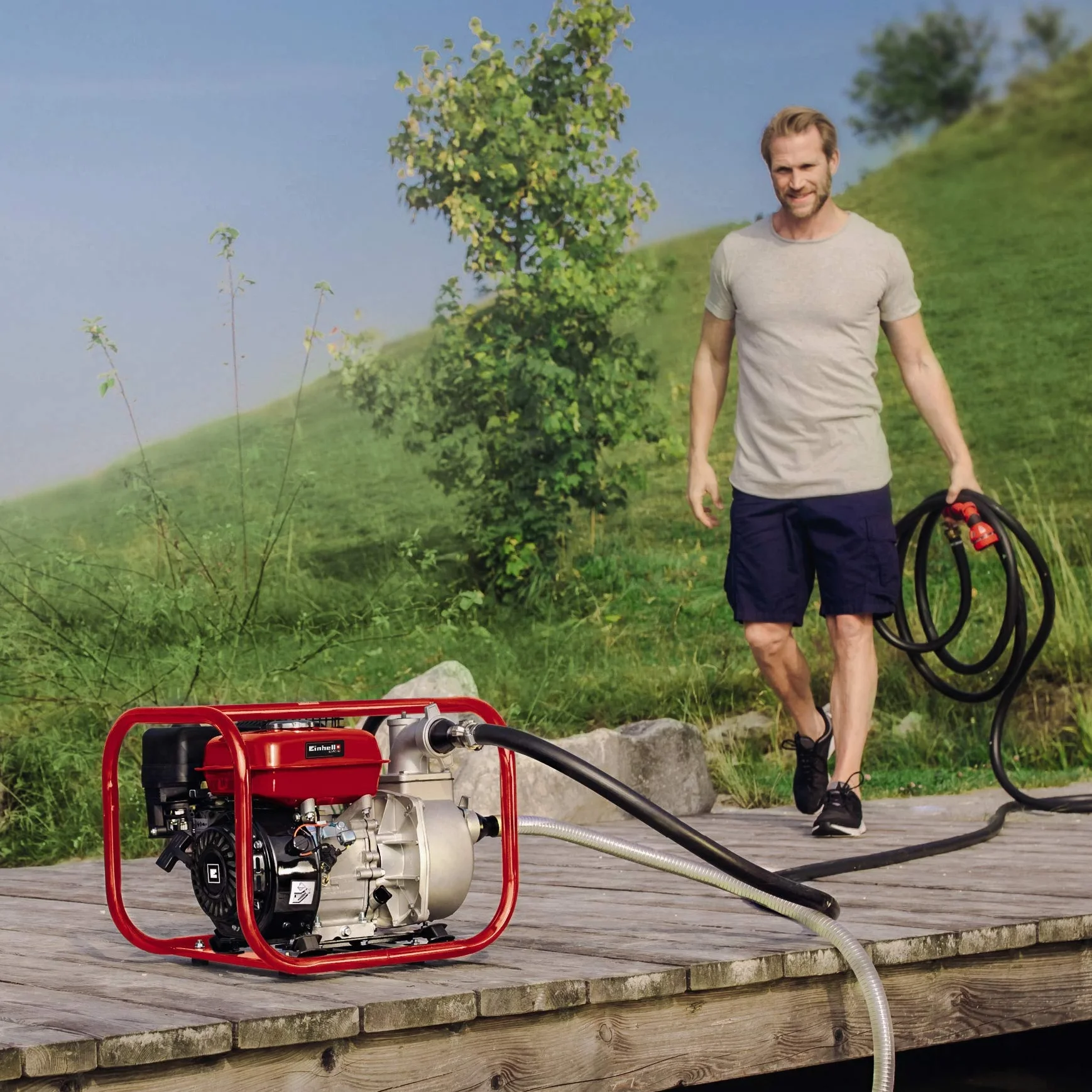 Einhell GC-PW 46 pompa spustowa (4,6 kW, 4-suwowy silnik, maksymalnie 23000 litrów na godzinę, zbiornik o pojemności 3,6 litra, sprzedawany z adapterami przyłącza do węża/łącznika gwintowanego AG)