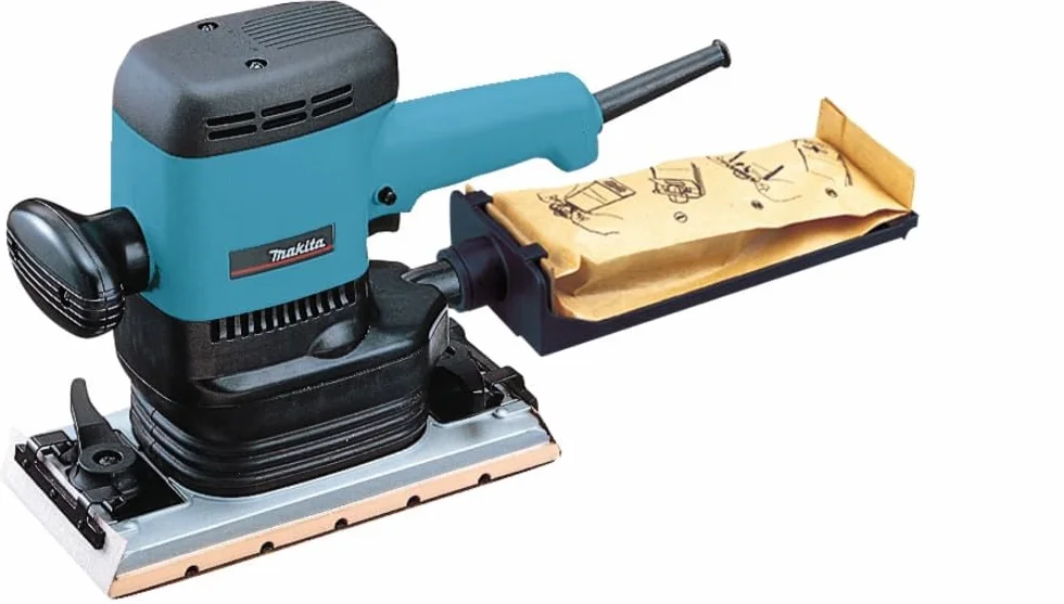 Makita 9046J szlifierka oscylacyjna 600 W w MAKPAC,