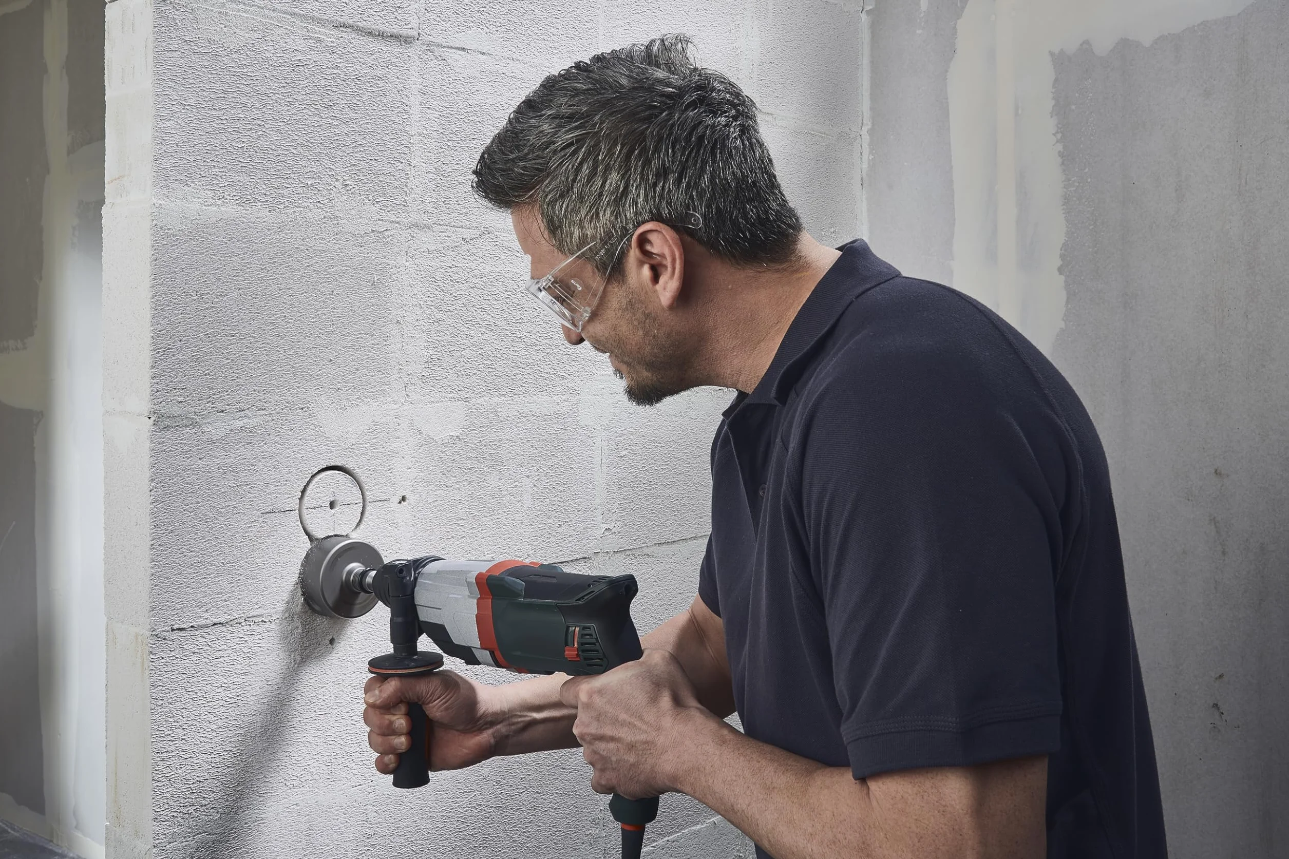 wolfcraft Drill-Jig "Elektro" I 5976000 I szablon do oznaczania, wyrównywania i wiercenia do instalacji przełączników i gniazd w murze