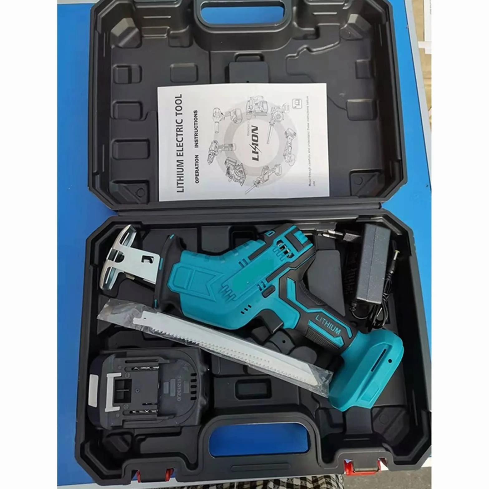 Miniaturowa piła stołowa 3600W 12000SPM Bezszczotkowa akumulatorowa elektryczna piła szablasta Zmienna prędkość Metalowe narzędzie do cięcia drewna(Two Bat Brushless)