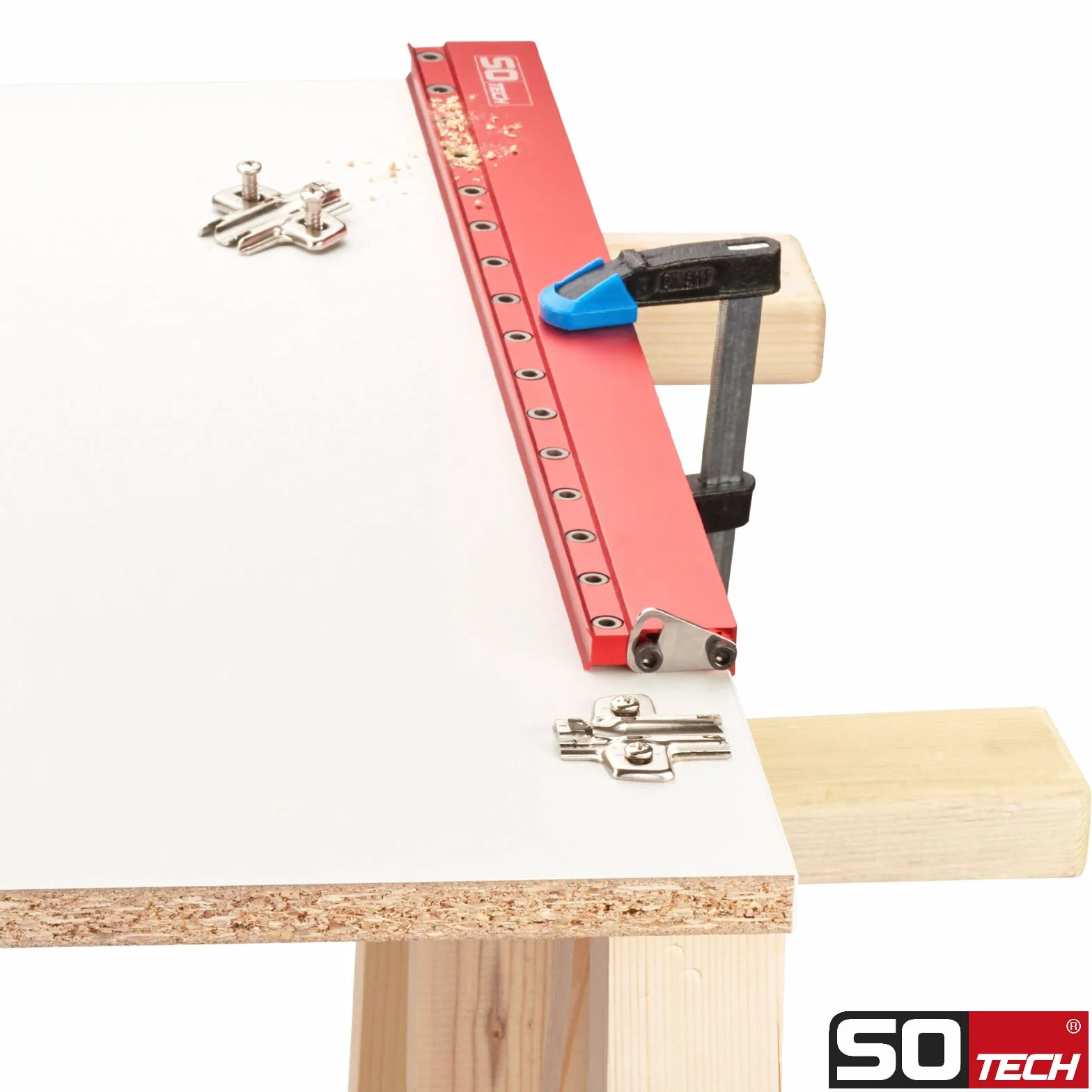 SOTECH Precyzyjna szablona wiertarska z aluminium BS-32-500 (499 x 46,5 x 17 mm) Szablon wiertarka do otworów w odstępach 32 mm, uchwyty dna, płyty montażowe do taśm doniczkowych i wyciągi do szuflad