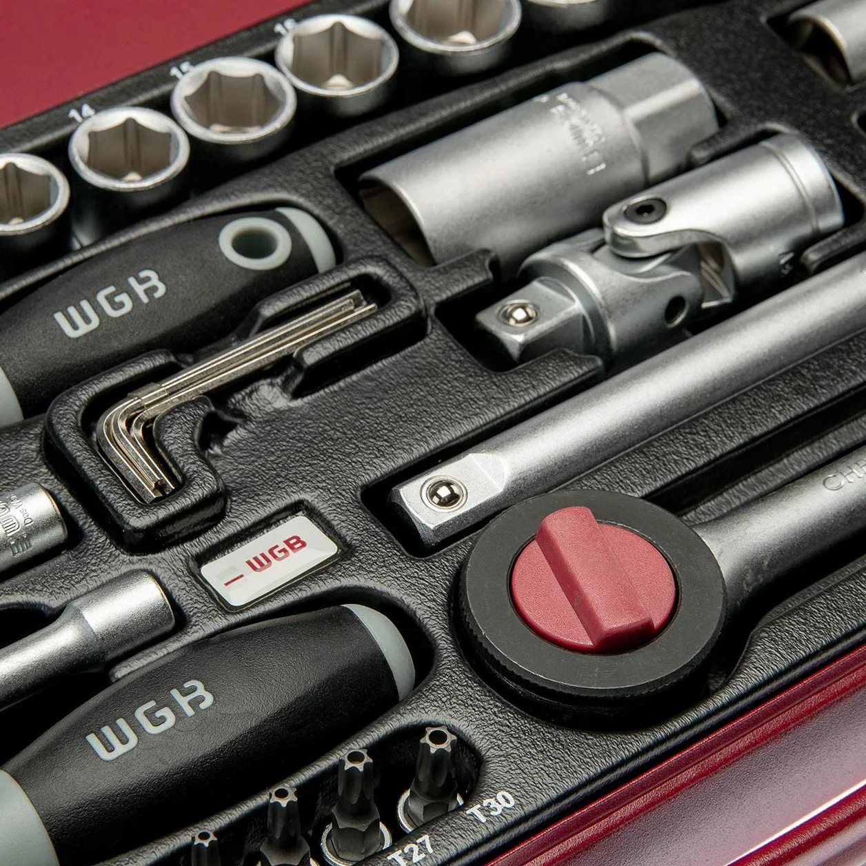 WGB Das Werkzeug Zestaw kluczy nasadowych 1/4" + 1/2", wyposażony w grzechotkę i zestaw bitów + wkładki sześciokątne | 56-częściowy profesjonalny zestaw narzędzi do naprawy samochodu, motocykla i