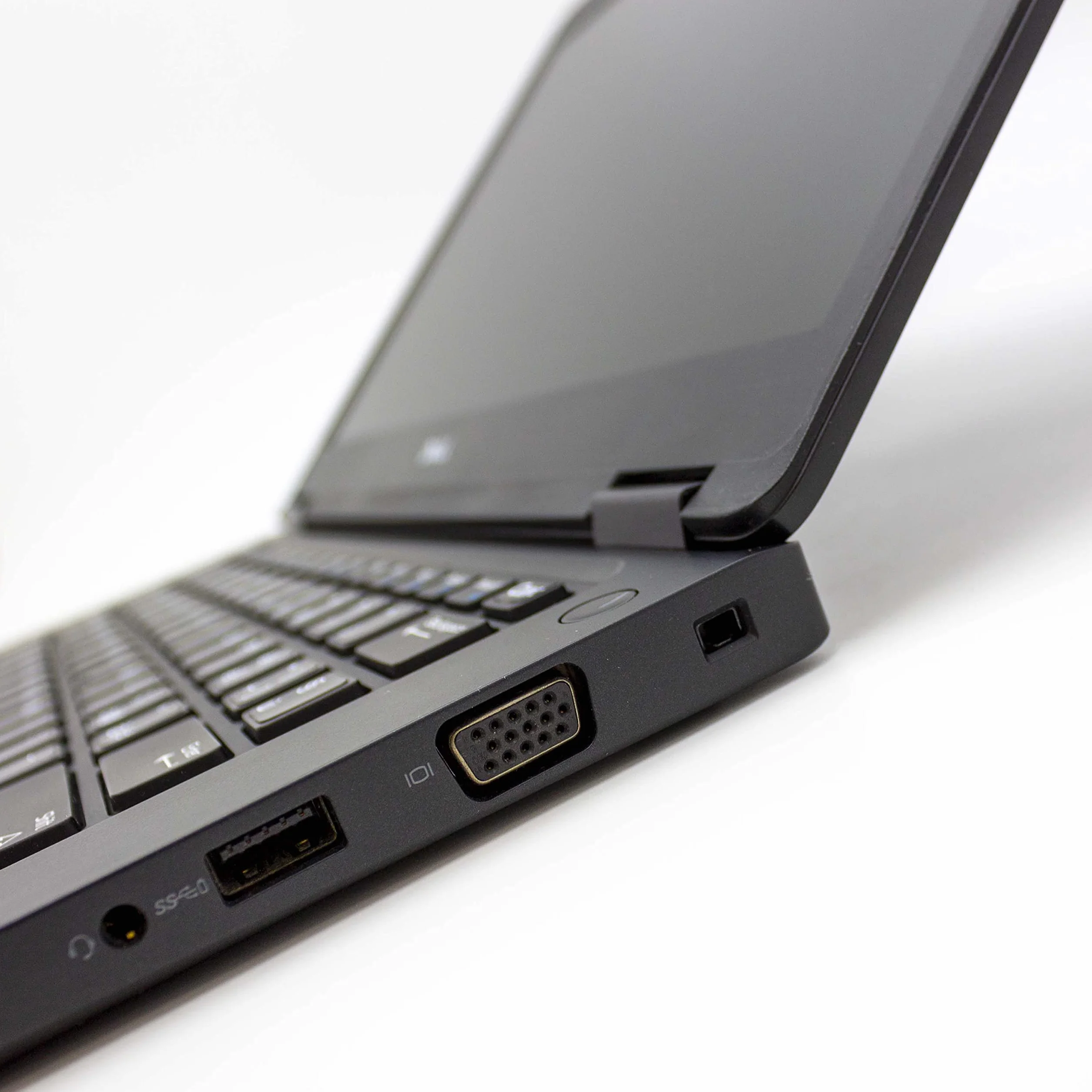 DELL Latitude 5480 Notebook Core i5 14" Full HD 16GB RAM 256GB SSD Windows 11 Pro