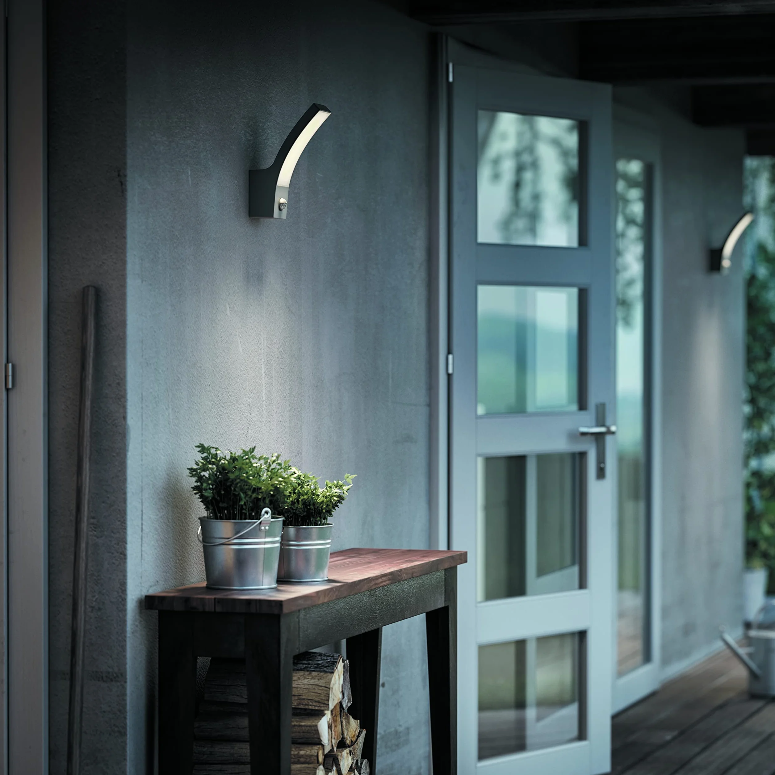 Philips Splay Kinkiet Zewnętrzny LED, 12 W, 1600 lm, 4000 K Światło Zimnobiałe, IP44 Odporny na Warunki Pogodowe, Czujnik Ruchu na Podczerwień, Wbudowane LED, Trwały, Aluminium, Antracyt