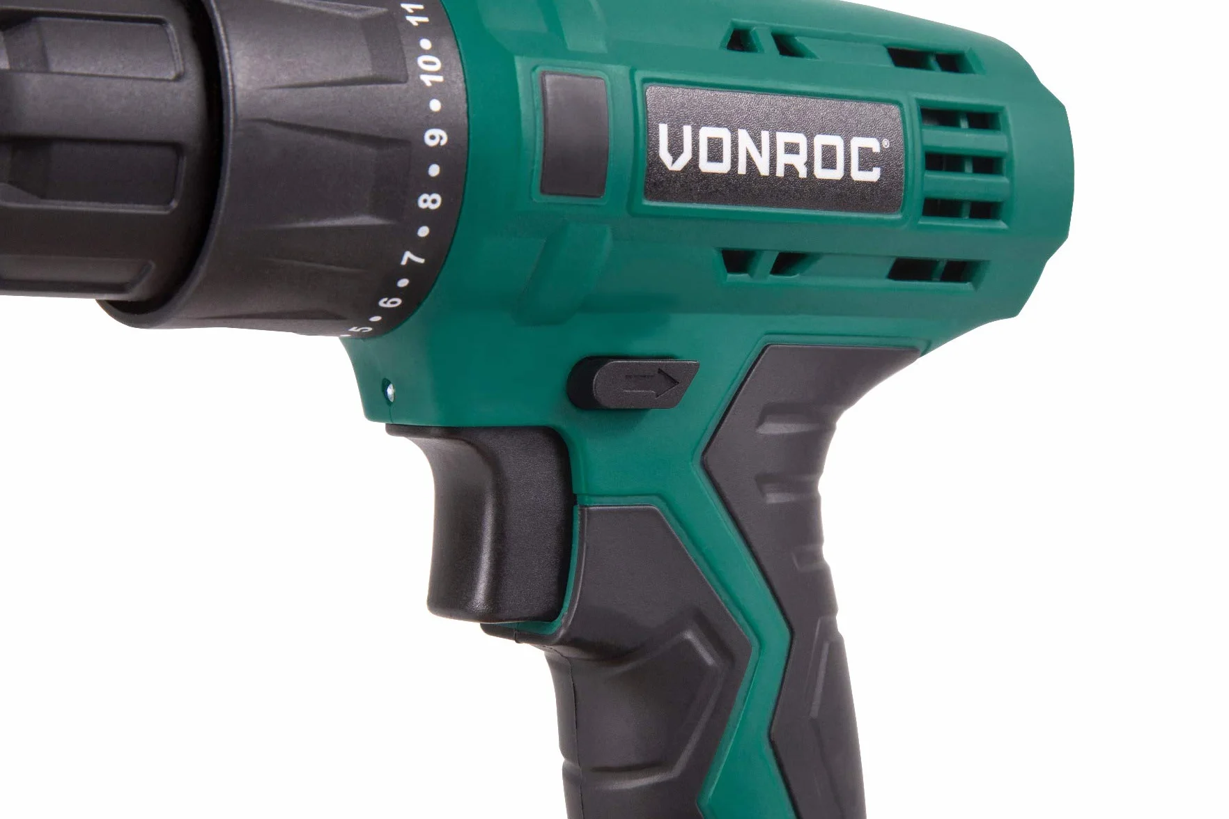 VONROC Akumulatorowa wiertarka 12 V – Li-Ion – w zestawie ze stabilną walizką aluminiową z 46 akcesoriami, akumulatorem i ładowarką