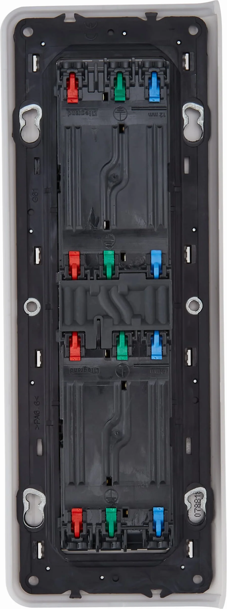 4 x 2P+T 16A/250V - Link mozaikowy zakres 45° - Innowacyjny Łatwy montaż - Wstępnie przewodowe gniazdo z płytką i ramką - Biały - 200073 - Legrand
