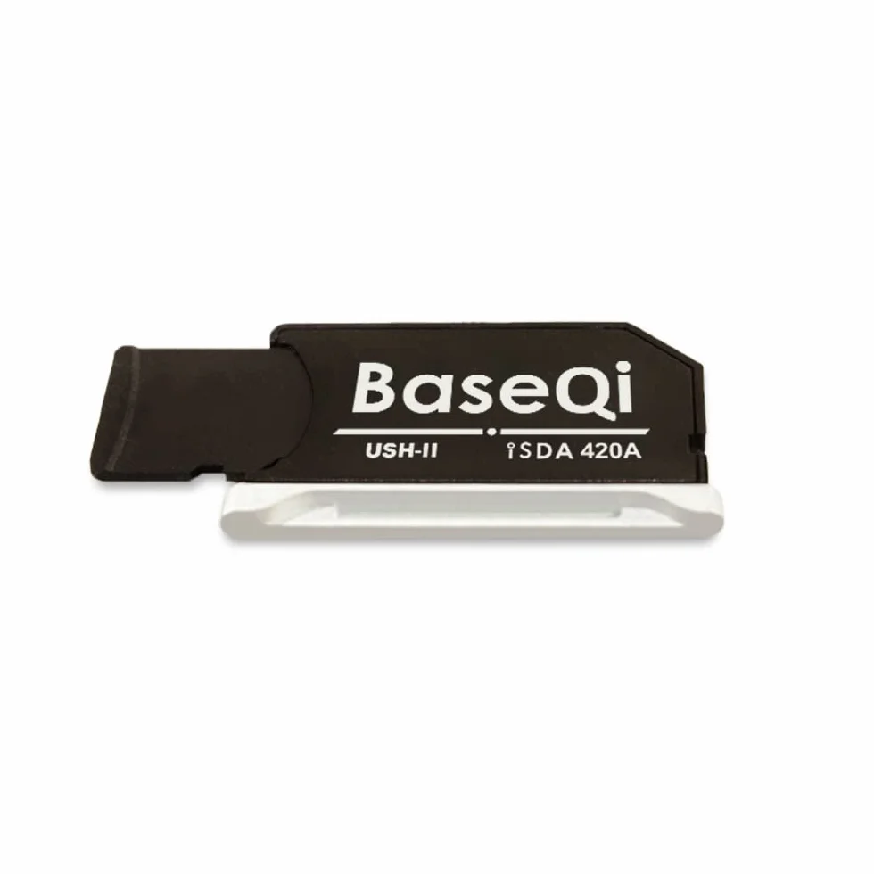 BASEQI UHS-II aluminiowy adapter microSD do MacBook Pro 14 i 16 cali 2021 M1
