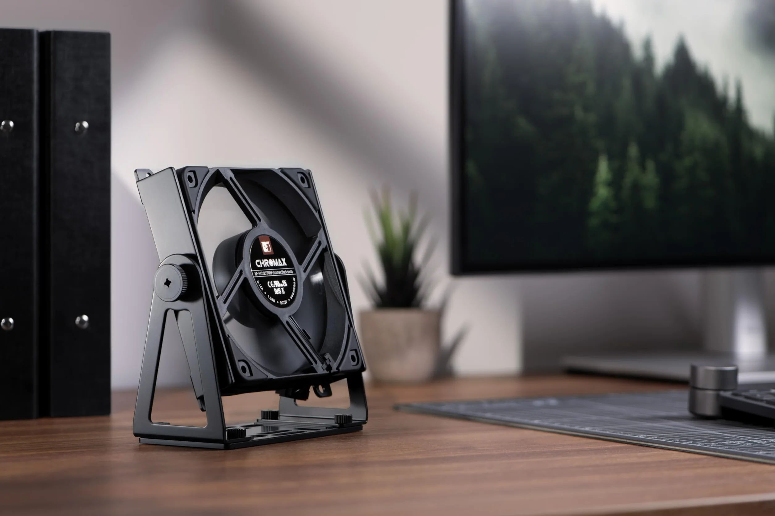 Noctua NV-FM1, Obrotowe, Wielozadaniowe Mocowanie dla Wentylatorów 120 i 140 mm (Czarne)