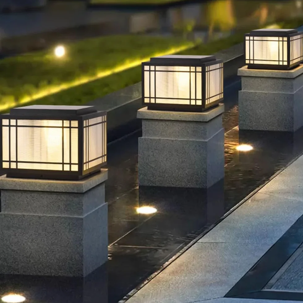 Zewnętrzne lampy solarne z pilotem zdalnego sterowania, wodoodporna latarnia słupkowa LED do ogrodu, podwórka, patio, ogrodzenia, tarasu, kolumny ścieżki