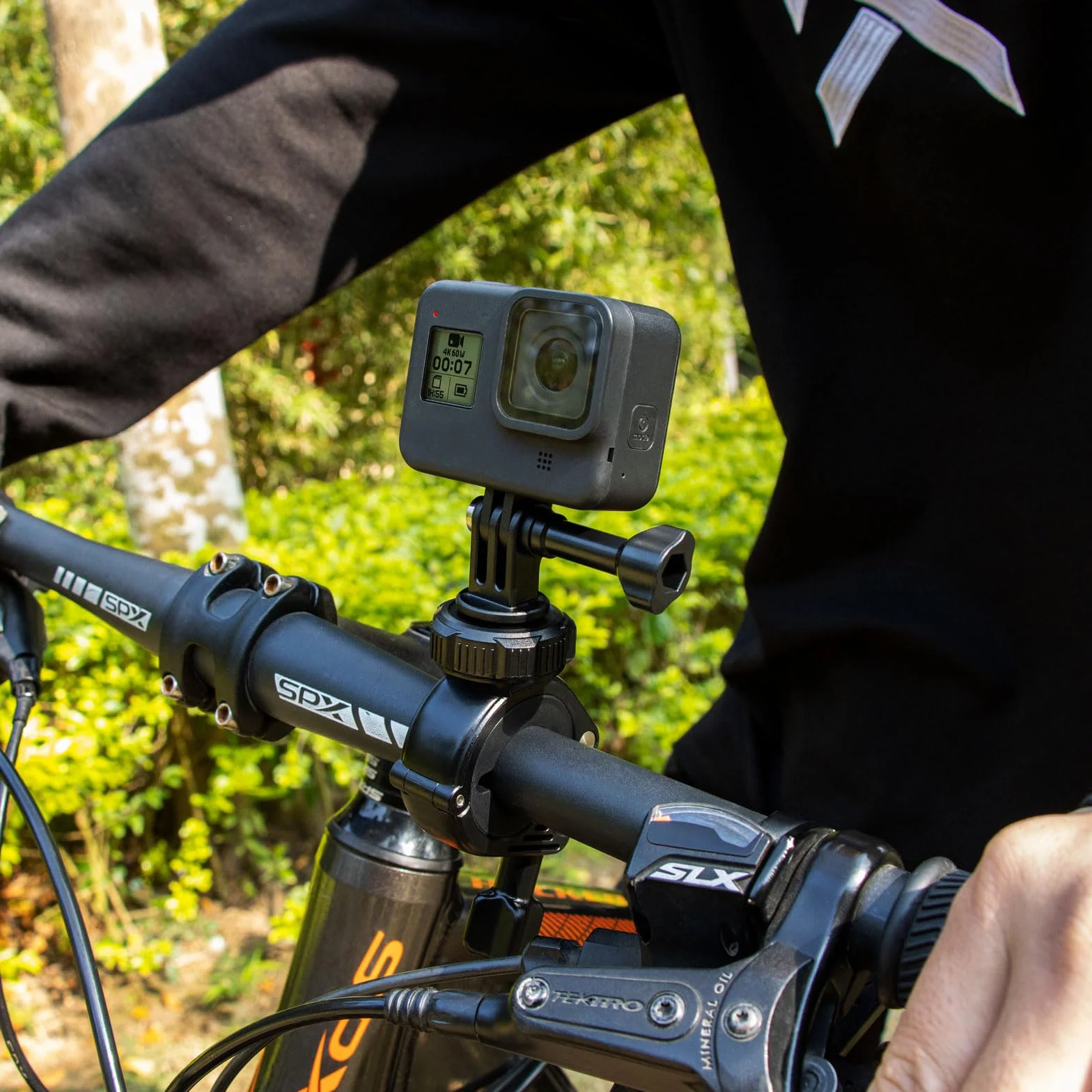Uchwyt na Rowerowy Motocykla Słup Zaciskowy Kompatybilny z GoPro Hero 13 12 11 10 9 8 7 6 5 Session DJI Osmo Kamery Sportowe Obrót 360°