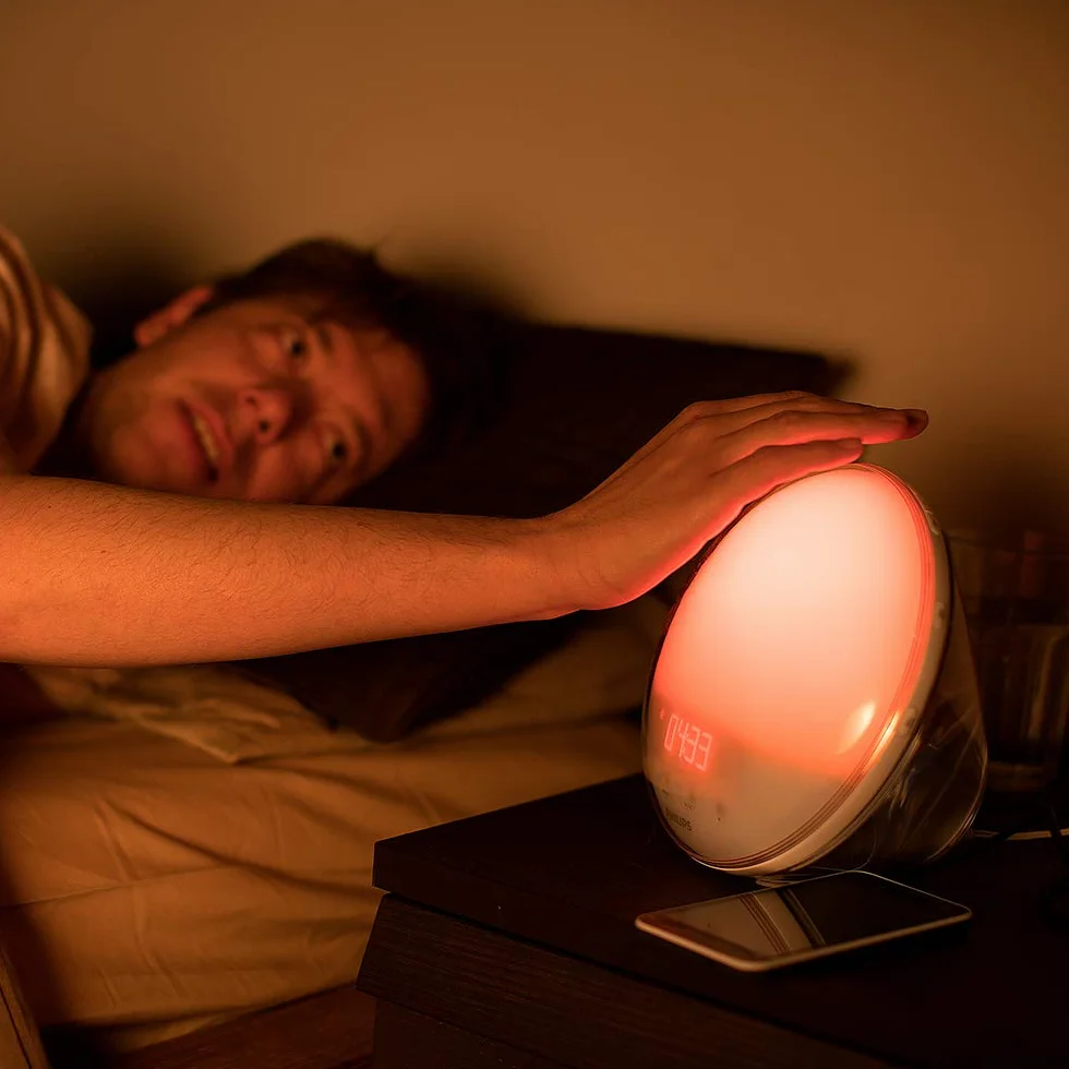 Philips SmartSleep Wake Up Light HF3531/01, symulacja wschodu słońca, 7 dźwięków, radio FM