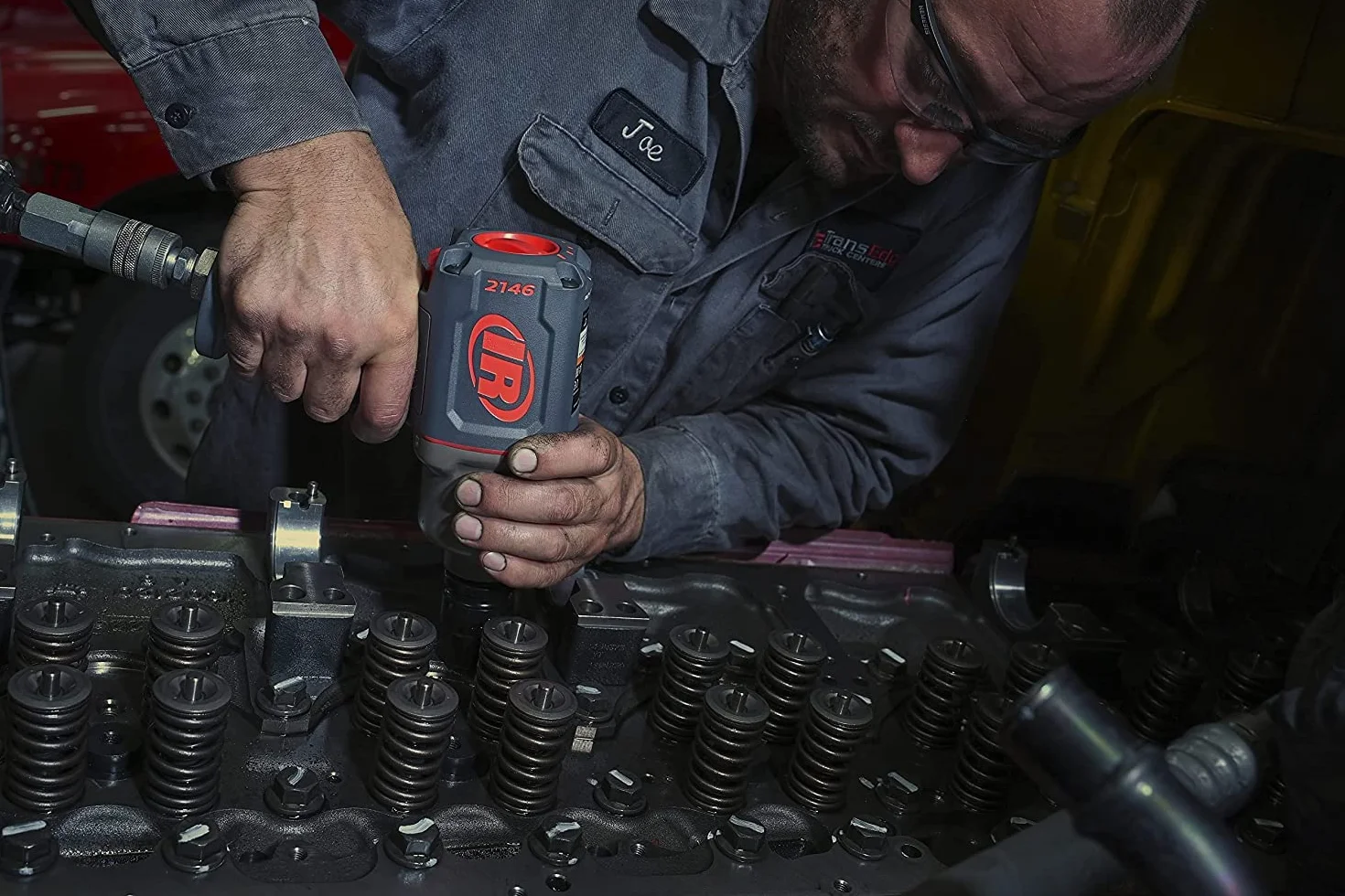 Ingersoll Rand 2146Q1MAX Pneumatyczny klucz udarowy 3/4 cala - moment obrotowy 2700 Nm przy zrywaniu nakrętek, waga 3,5 kg - cicha technologia i optymalna kontrola