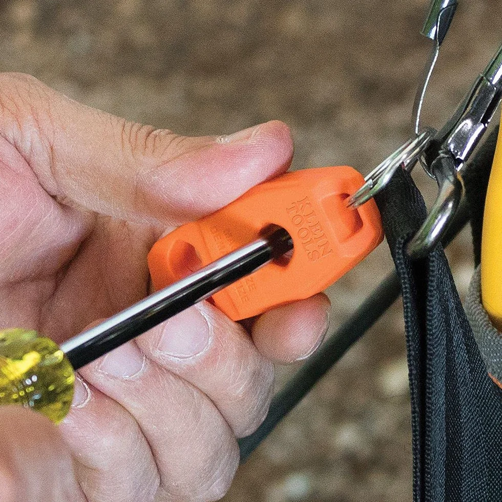 Magnetyzator i demagnetyzator do końcówek i końcówek śrubokrętów, silny magnes ziem rzadkich Klein Tools MAG2