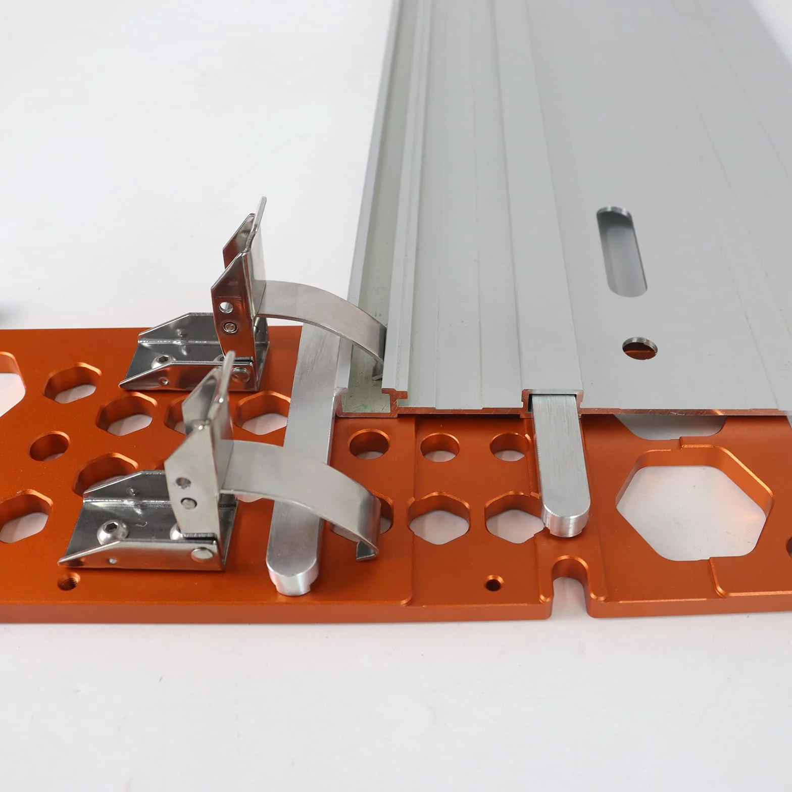 elektryczny zacisk prowadnicy do piły tarczowej, prostokątne szyny prowadzące 260 x 88 mm, kompatybilne z piłami na szynach Makitas lub Festool, do maszyn do grawerowania (340 x 88 x 8 mm-2)