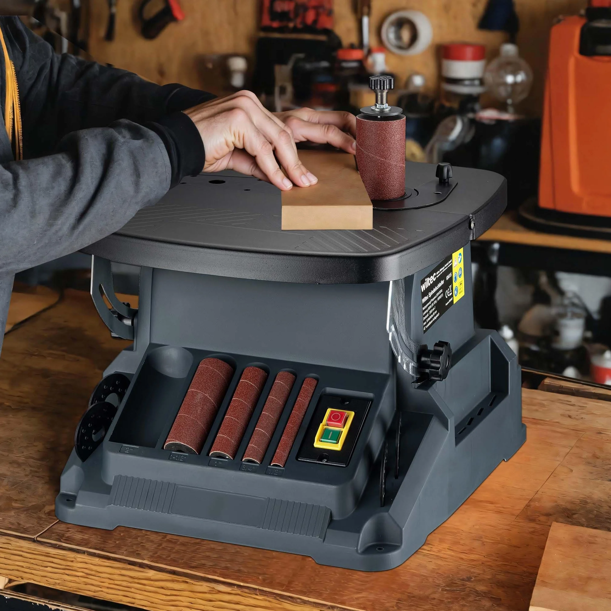 Wiltec Szlifierka oscylacyjna wrzecionowa i taśmowa 500 W z 5 tulejami 13-51 mm, kąt nachylenia stołu 45°, ze stołem 410 x 430 mm