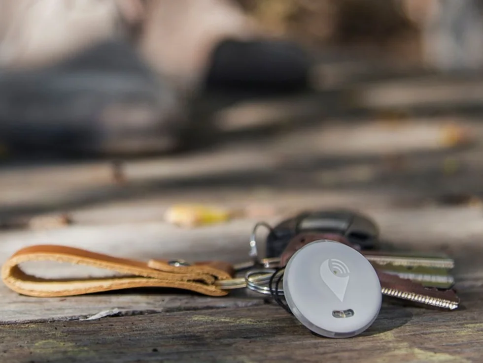 TrackR Zestaw 3 pikseli czerwony biały niebieski lokalizator pozycji iOS Android Alexa
