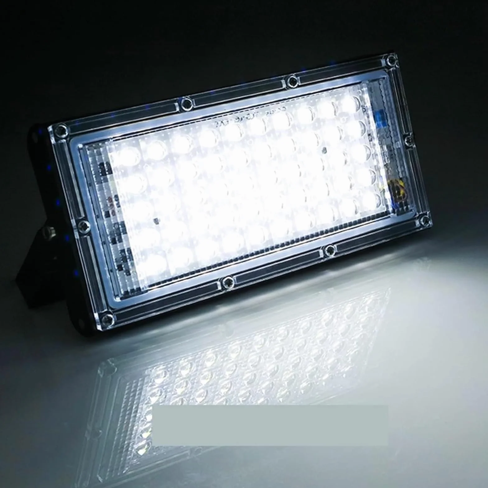 Lampy solarne zewnętrzne, Reflektor LED Lampa uliczna Projektor zewnętrzny IP65 do ogrodu, podwórka, garażu, drzwi(Flood Light X 4,WHITE 50W)