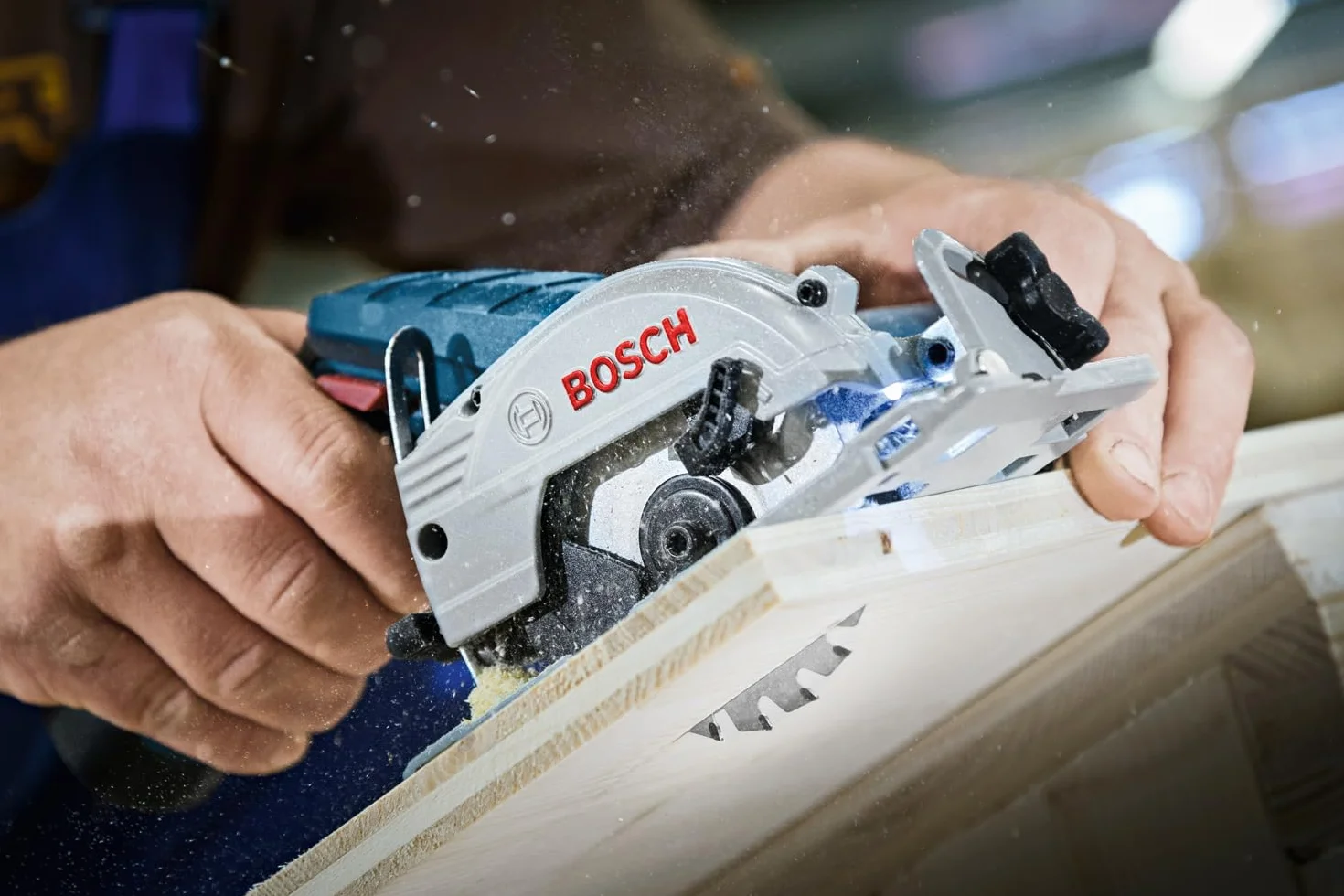 Bosch Professional system 12V: akumulatorowa pilarka tarczowa GKS 12V-26 (Ø tarczy: 85 mm)