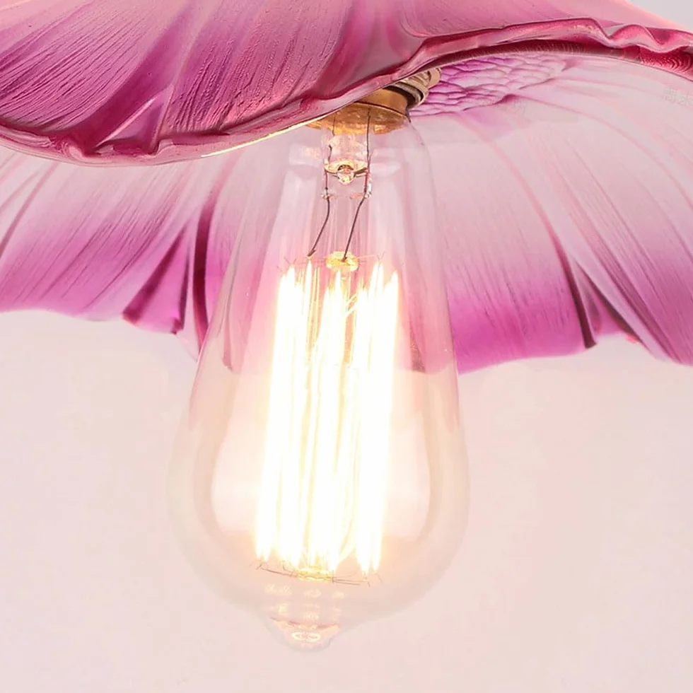Szklana lampa wisząca w kształcie kwiatu - stylowa lampa wisząca z mosiężnym gniazdem E27, idealna na wyspy kuchenne, wejścia i stoły nocne.