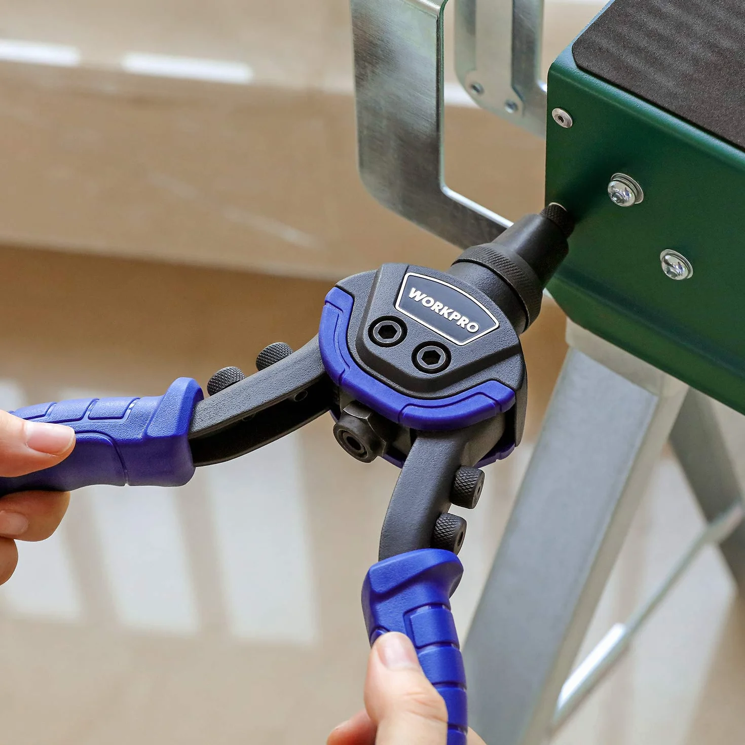 WORKPRO Nitownica 5 w 1, 25-centymetrowa nitownica Pop z 5 rozmiarami wymienną dyszą 2,4 mm, 3,2 mm, 4,8 mm, 6,4 mm, wytrzymała nitownica ręczna z 100-częściowymi nitami
