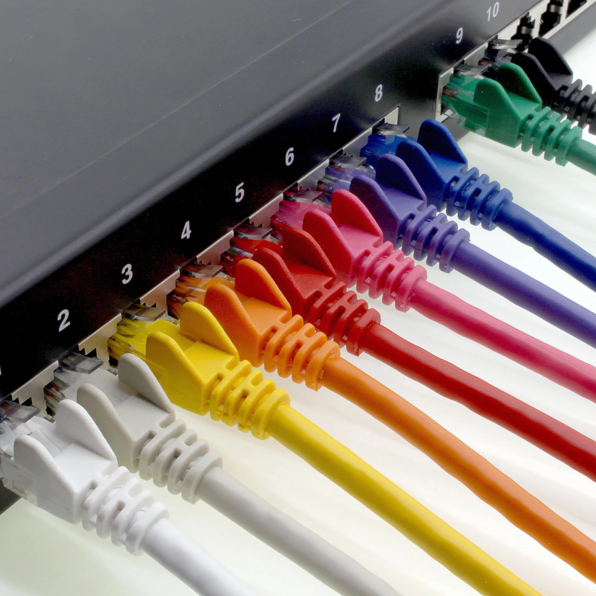 Kabel sieciowy CAT-6 Kabel RJ45 1x 15 m - biały